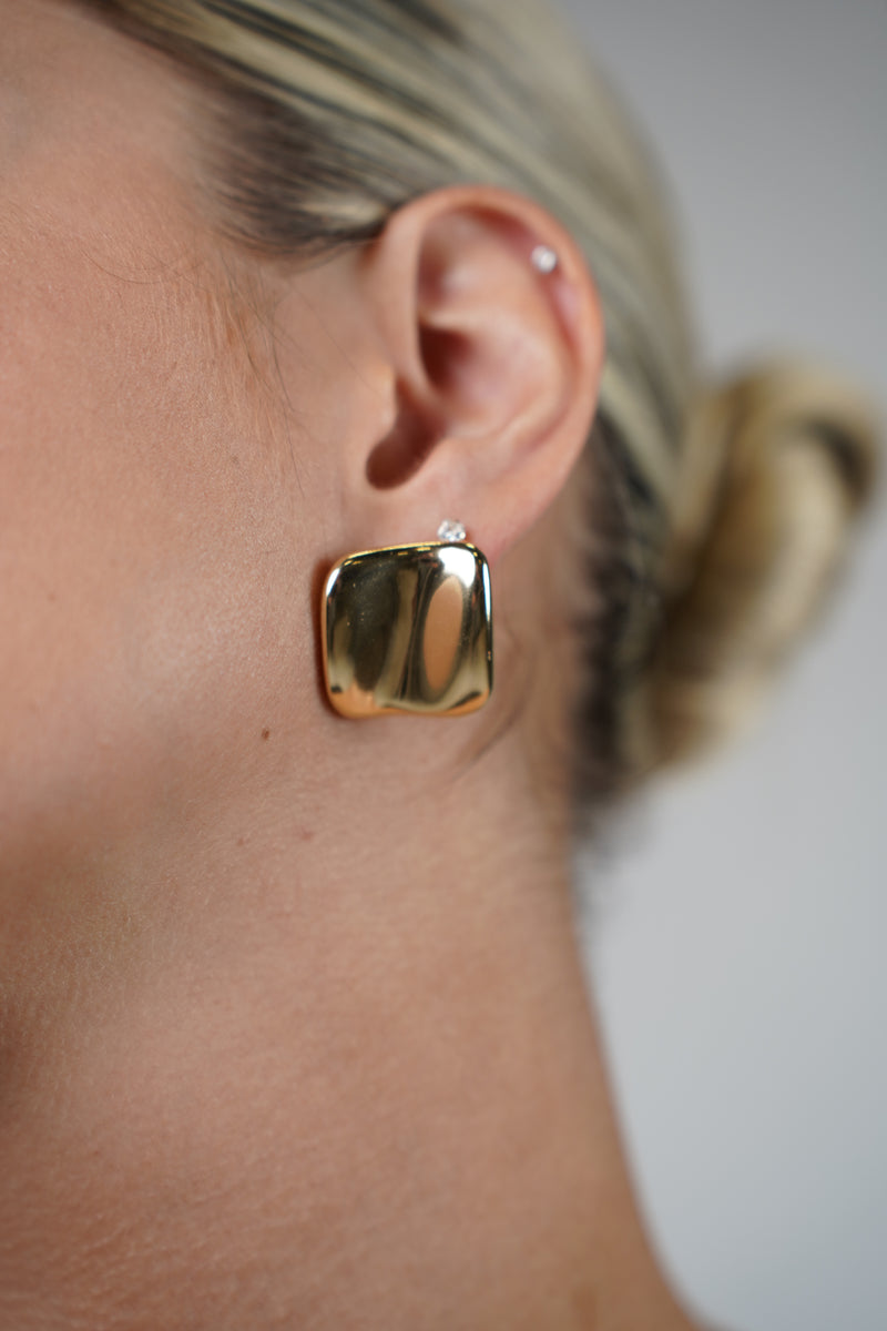 Xiva Earrings – Bold, Modern Gold Square Studs