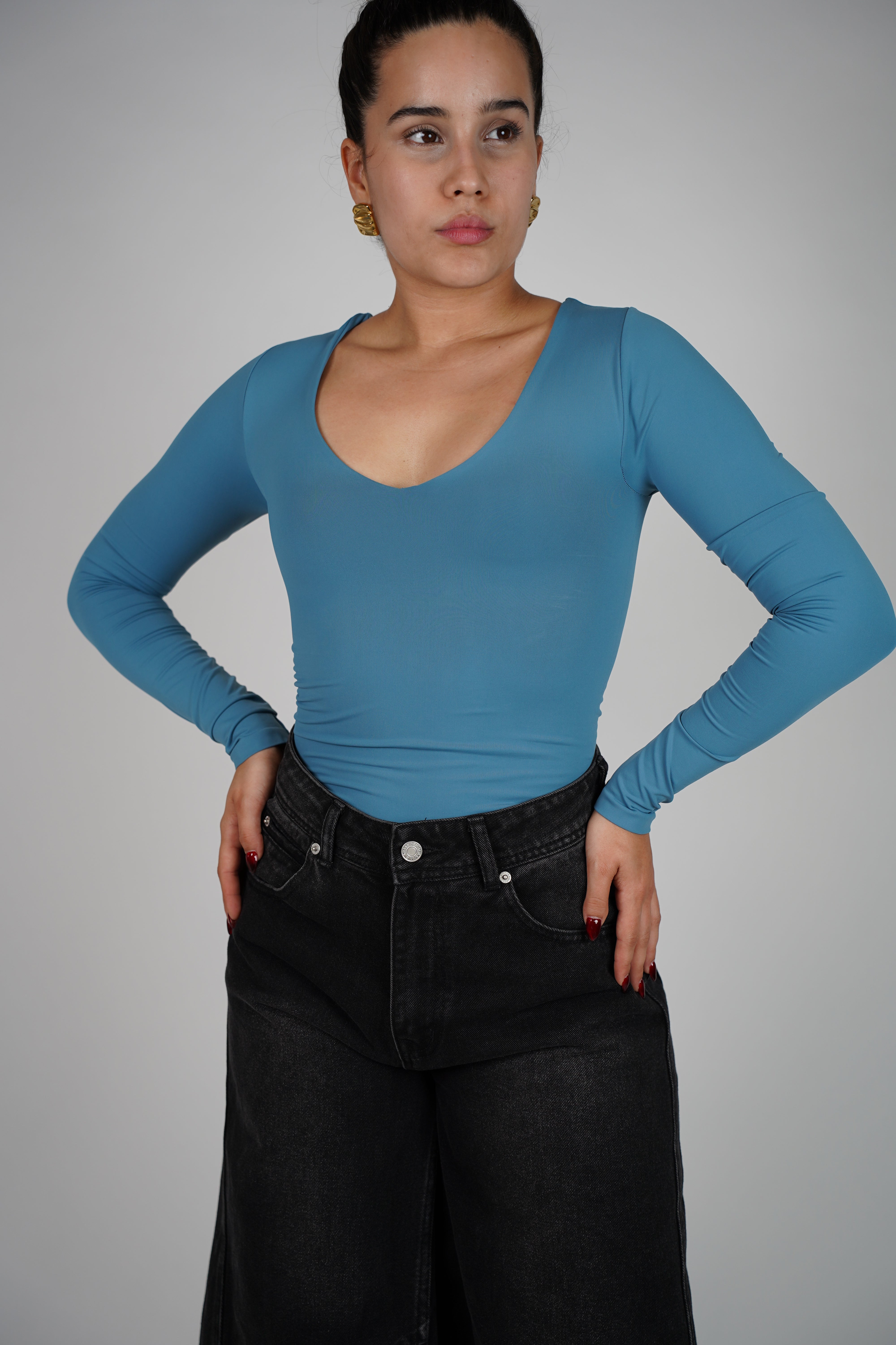 Temi Long Sleeve Basics – Ultra-Soft One-Size Essential