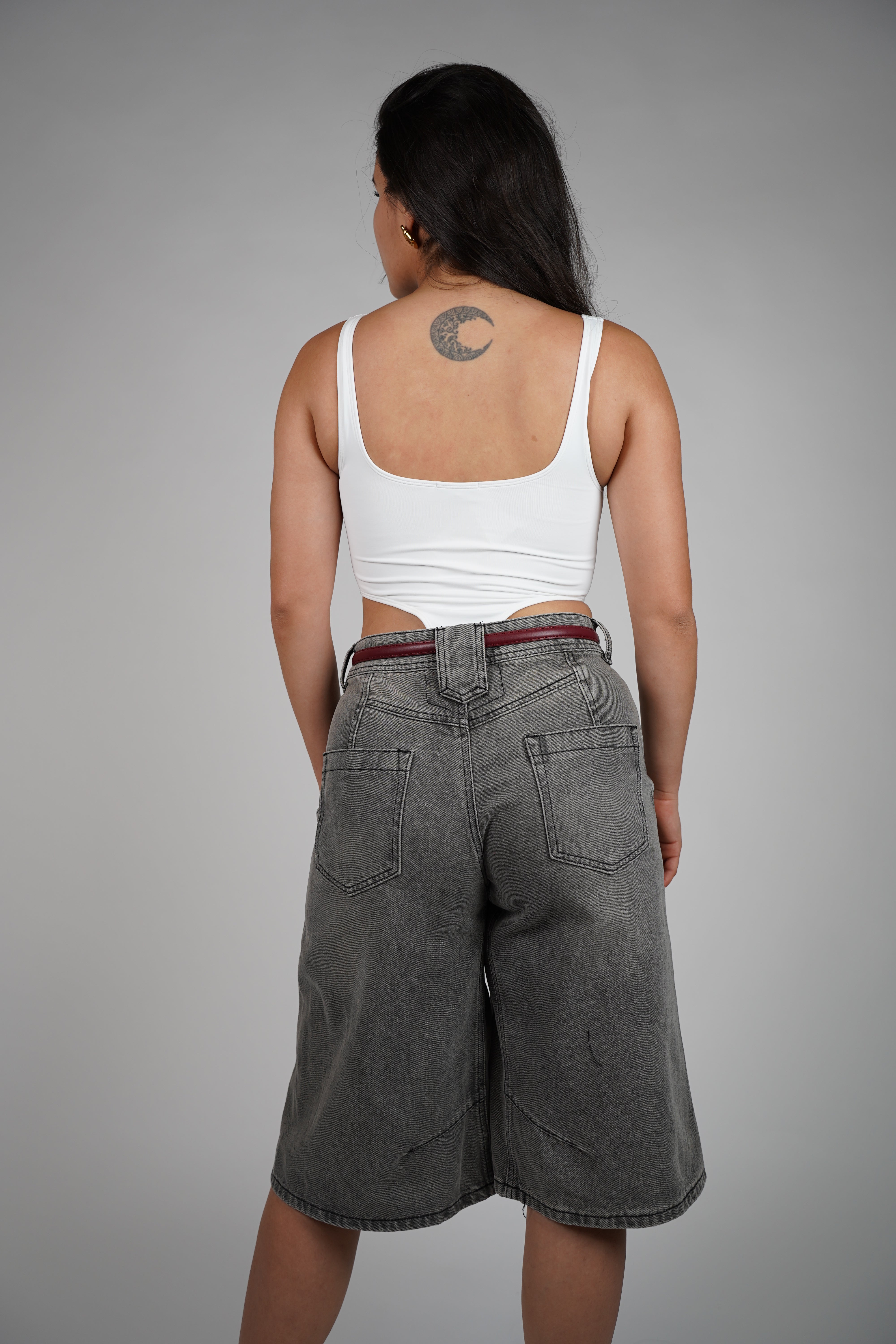 Lasa Highcut Tank Bodysuit – Seamless & Sleek Everyday Essential