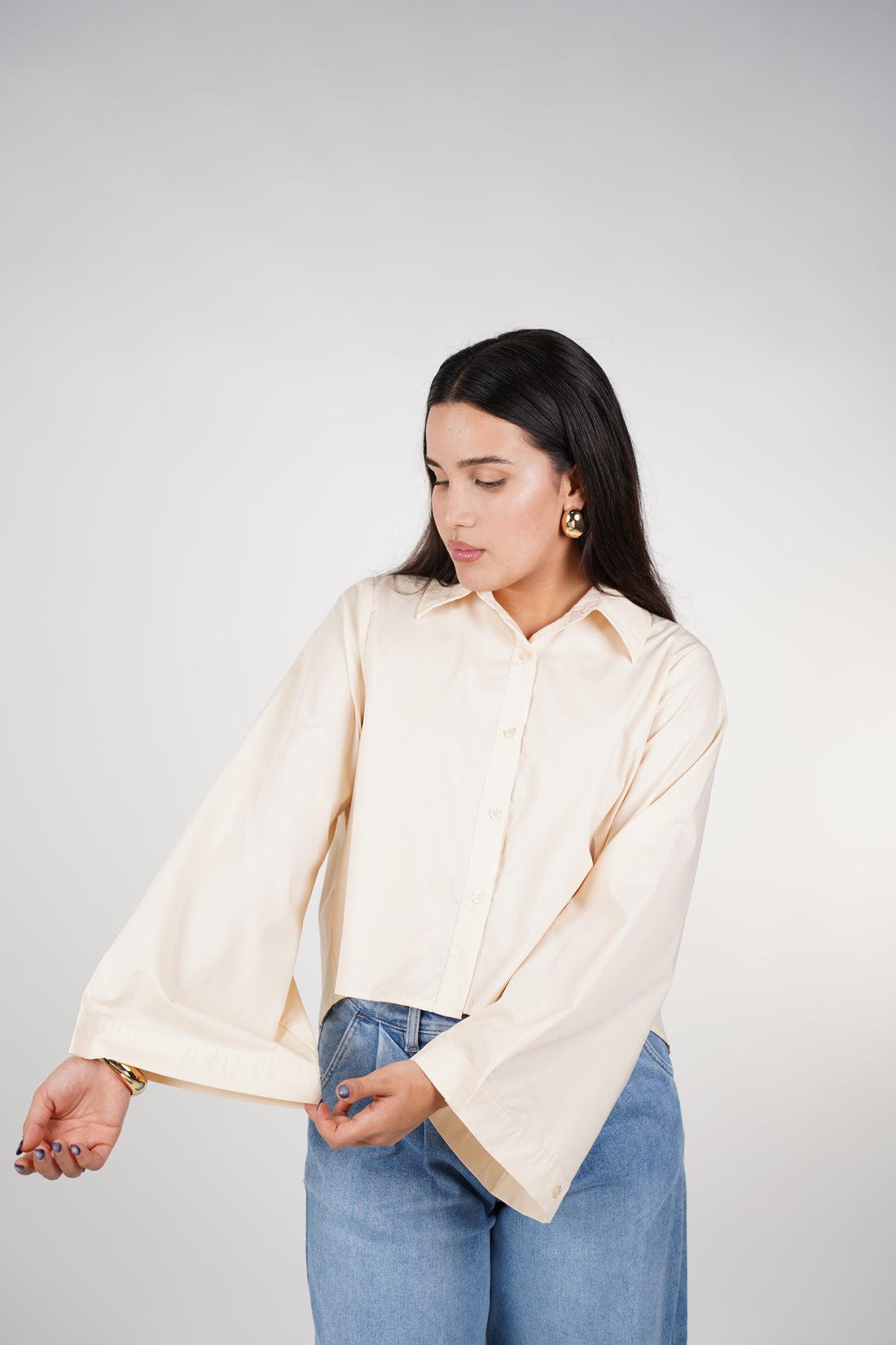 Fiora Cropped Poplin Shirt | Black Button-Down Top