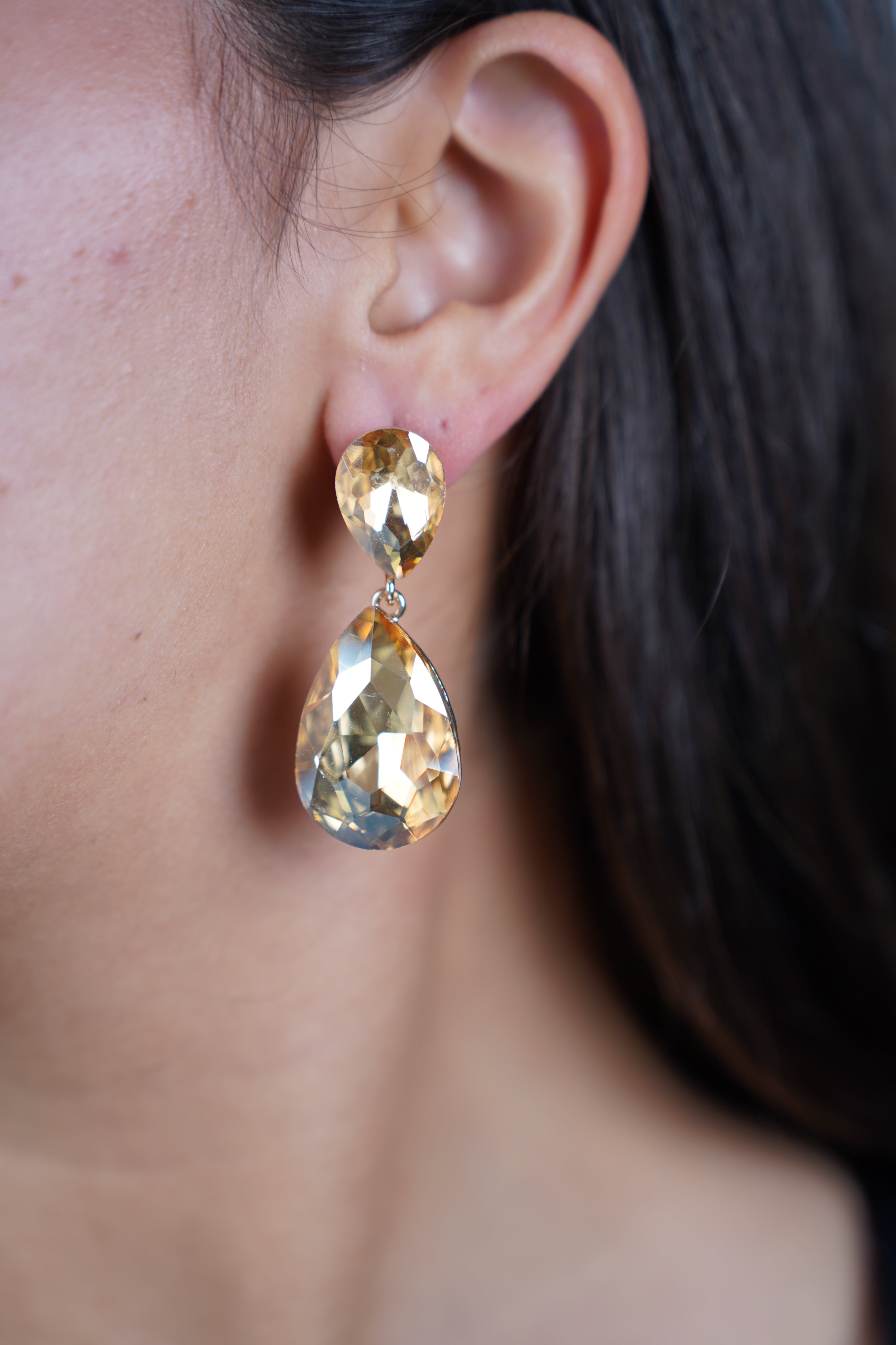 Luvia Elegant Earrings – Dazzling Teardrop Crystal Glam