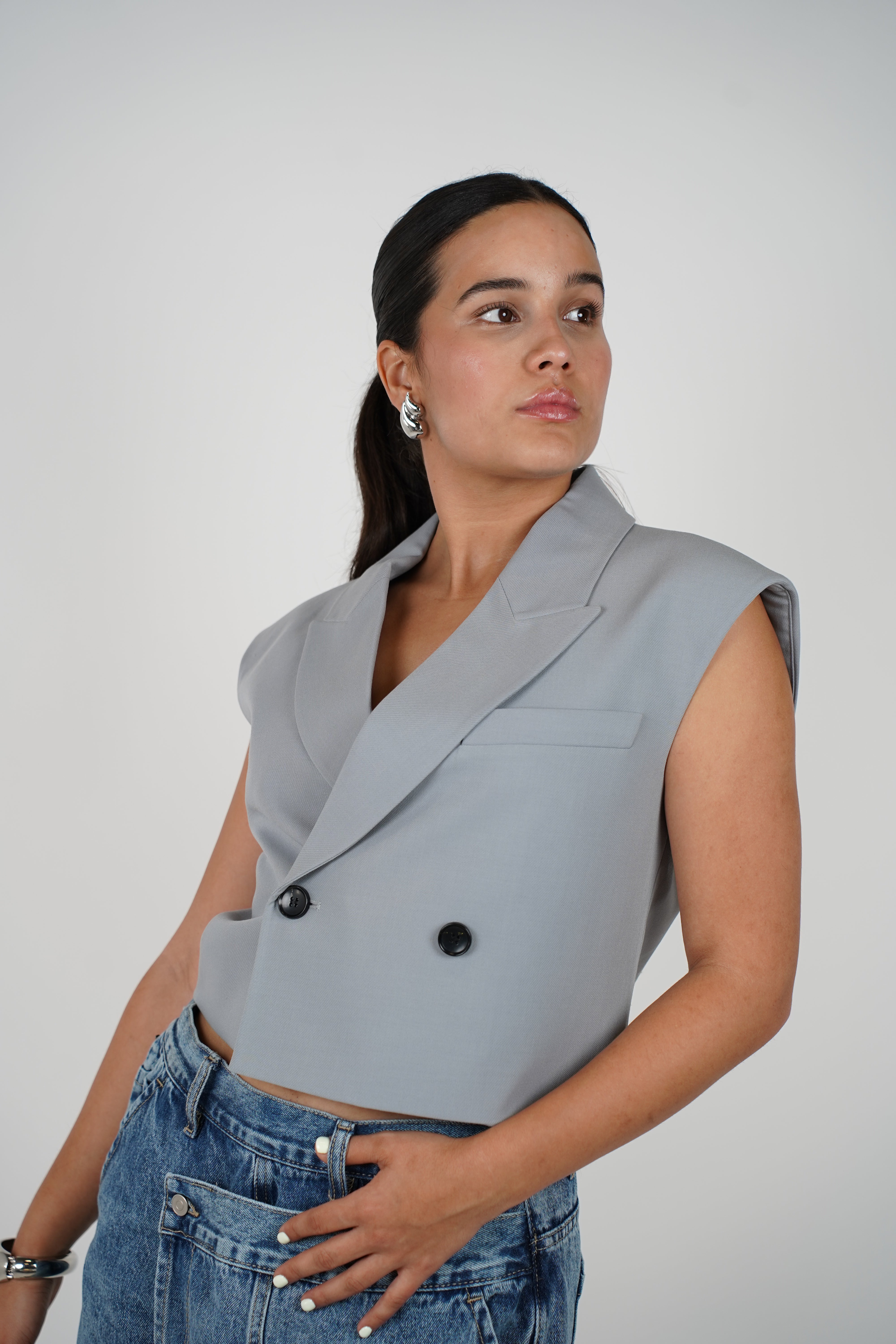 Havia Vest – Tailored Power with a Modern Cut