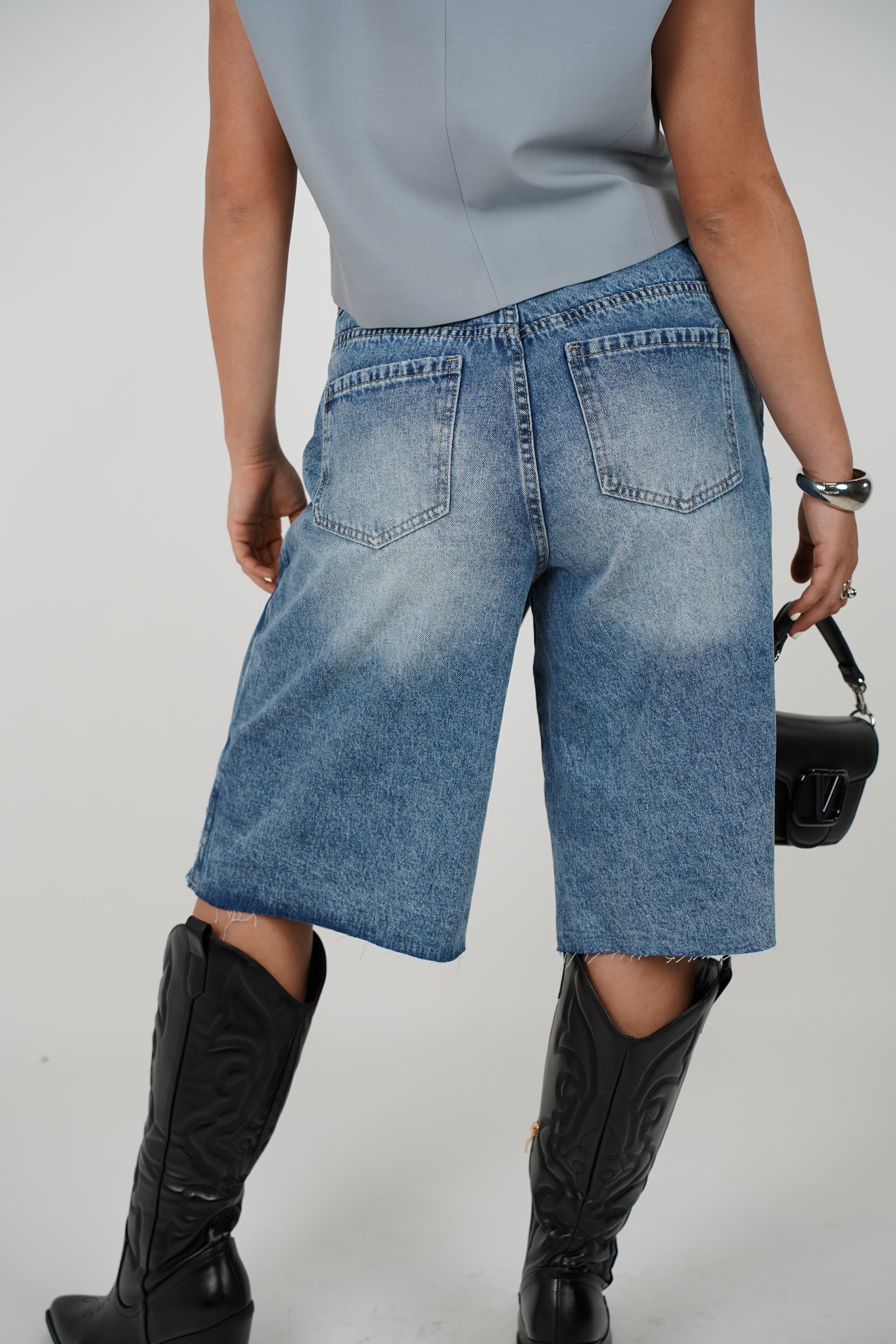 Tanel Ripped Bermudas – Asymmetrical Edge Meets Casual Cool