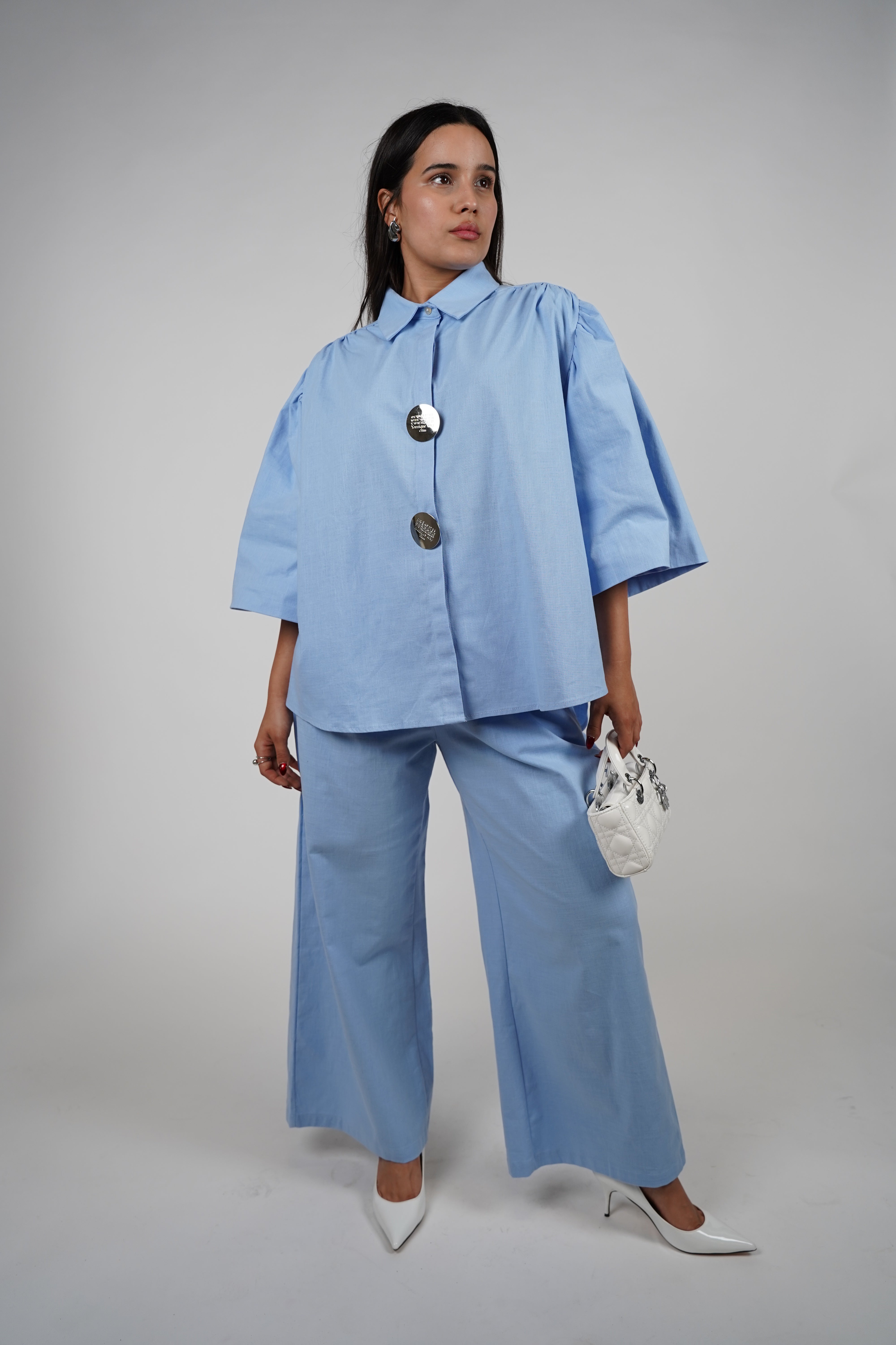 Yolia Linen Pants Set – Effortless Statement in Lightweight Style