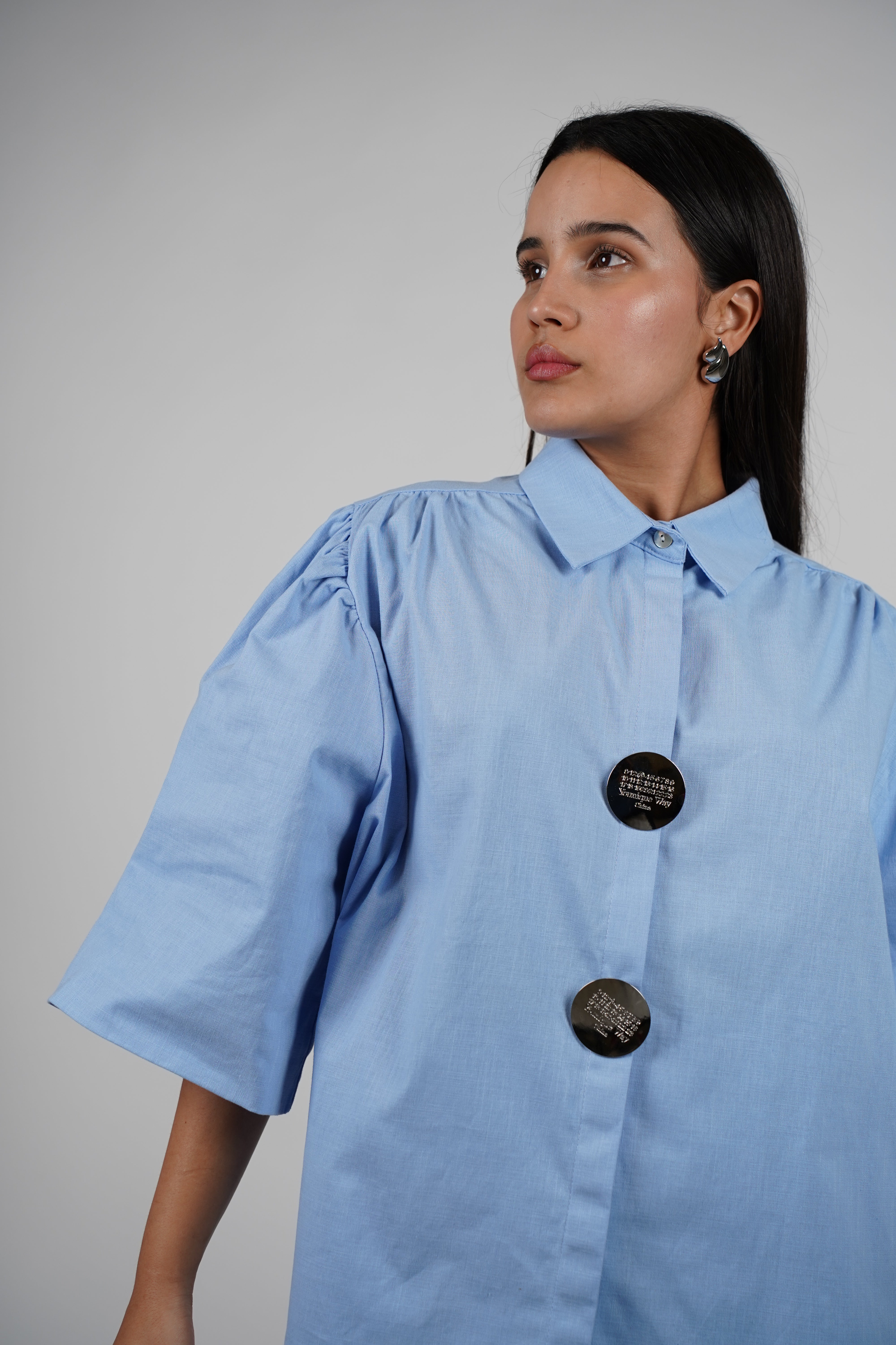 Yolia Linen Pants Set – Effortless Statement in Lightweight Style