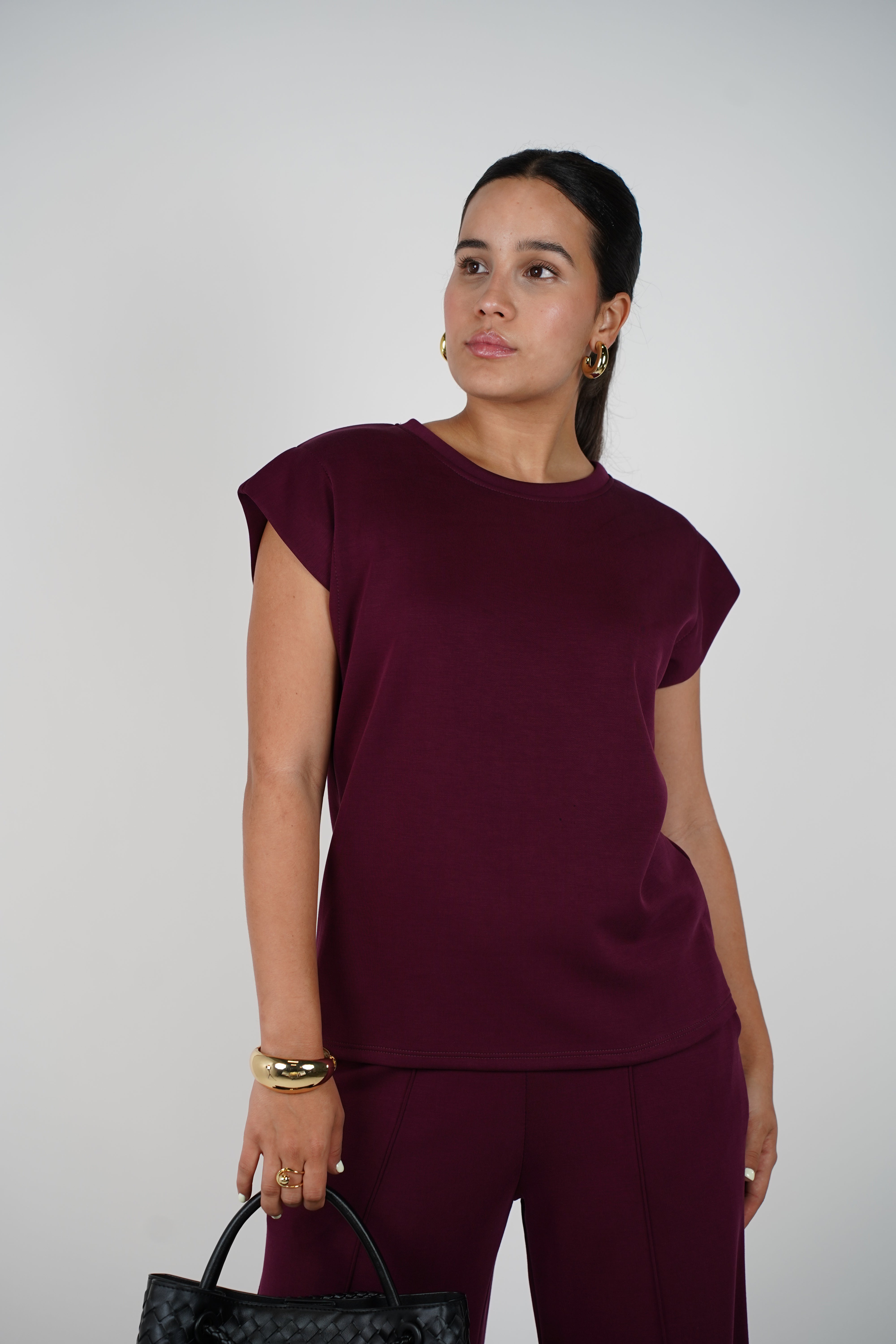 Ovele Lounge Set – Effortless Comfort in Elevated Style