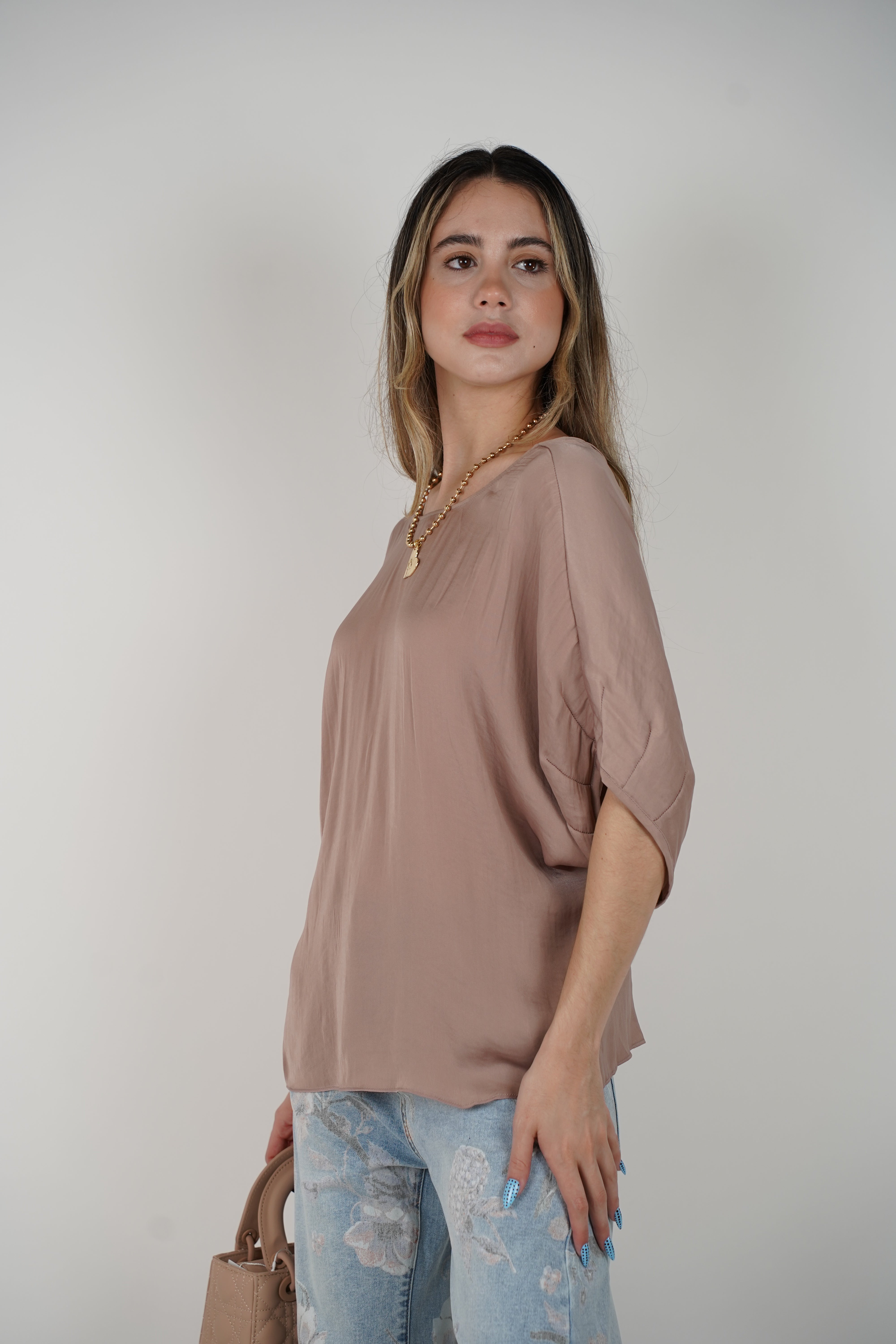 Emilia Flaca Top – Bright, Breezy, and Bold