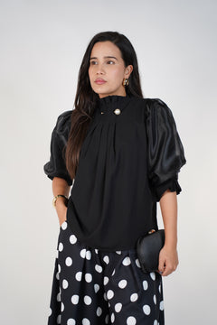 Blusa Xarieina de manga abullonada – Elegancia impactante de satén de lujo