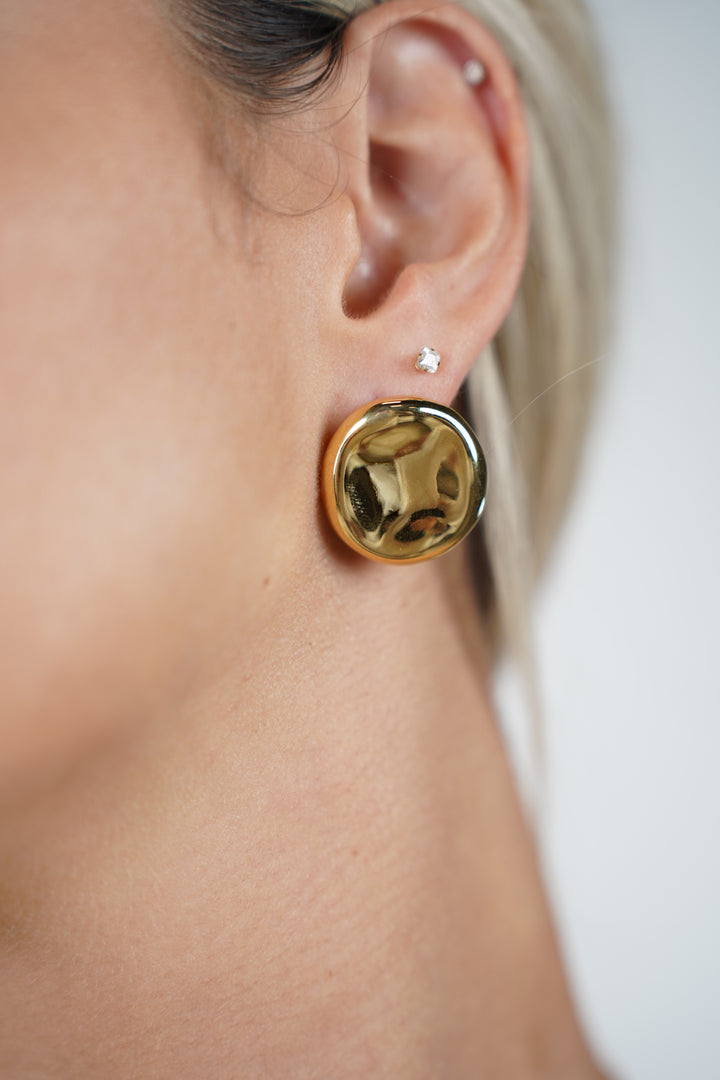Sofie Earrings – Polished Dome Studs with a Bold Sculpted Finish