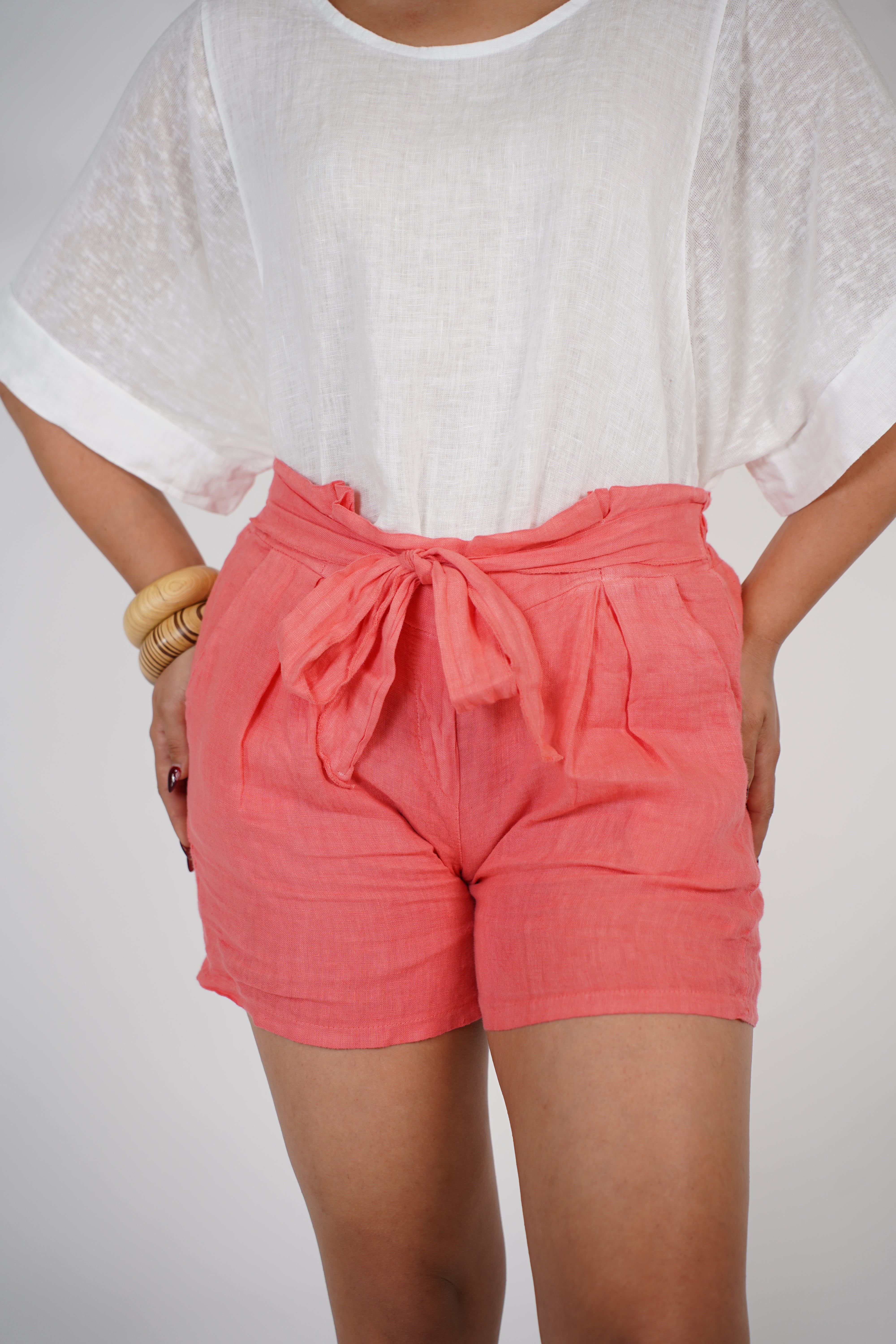 Suma Linen Shorts – Tie-Waist Comfort in Earthy Neutrals