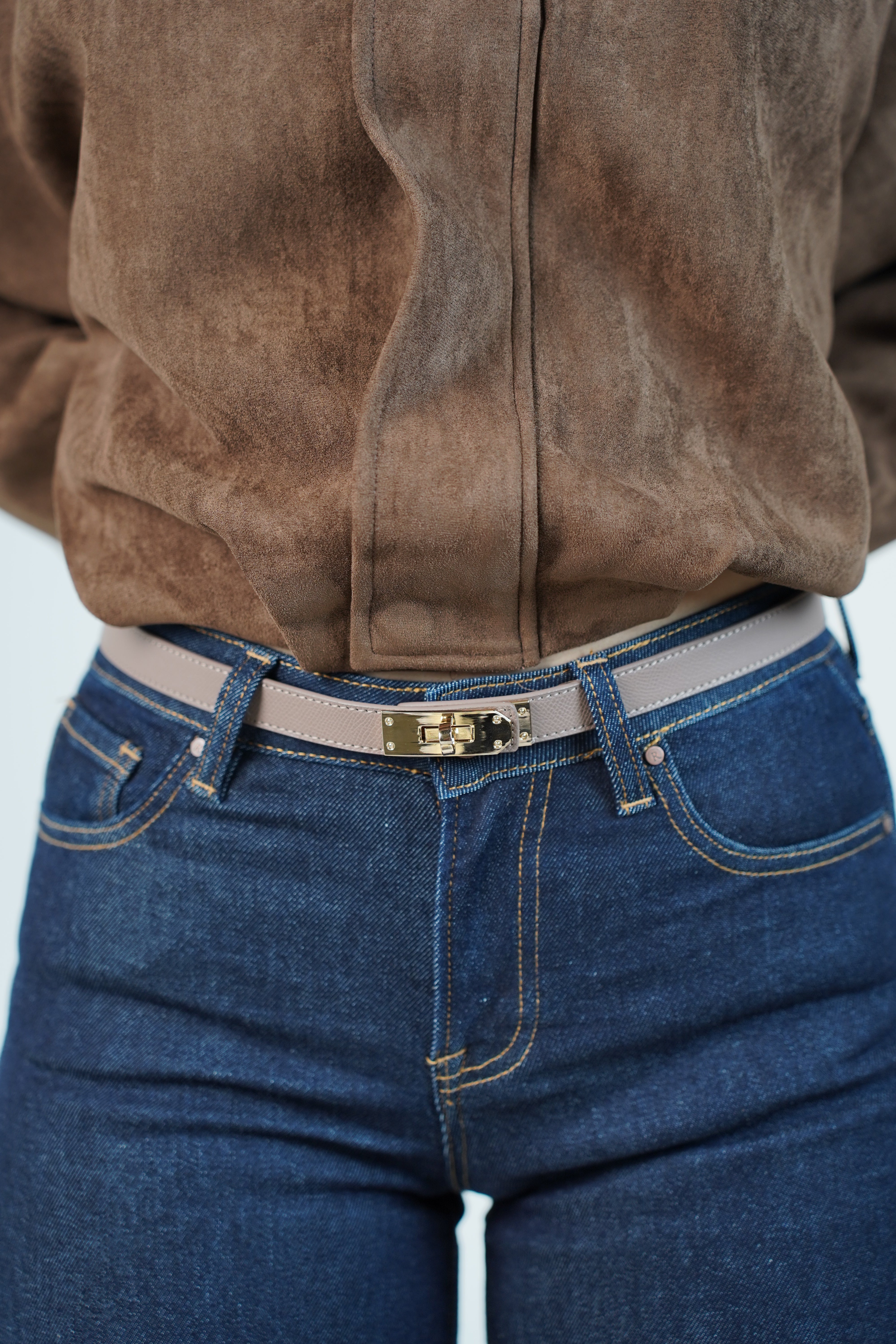 Lavina Belt – Sleek Lock-Detail Classic Waist Belt