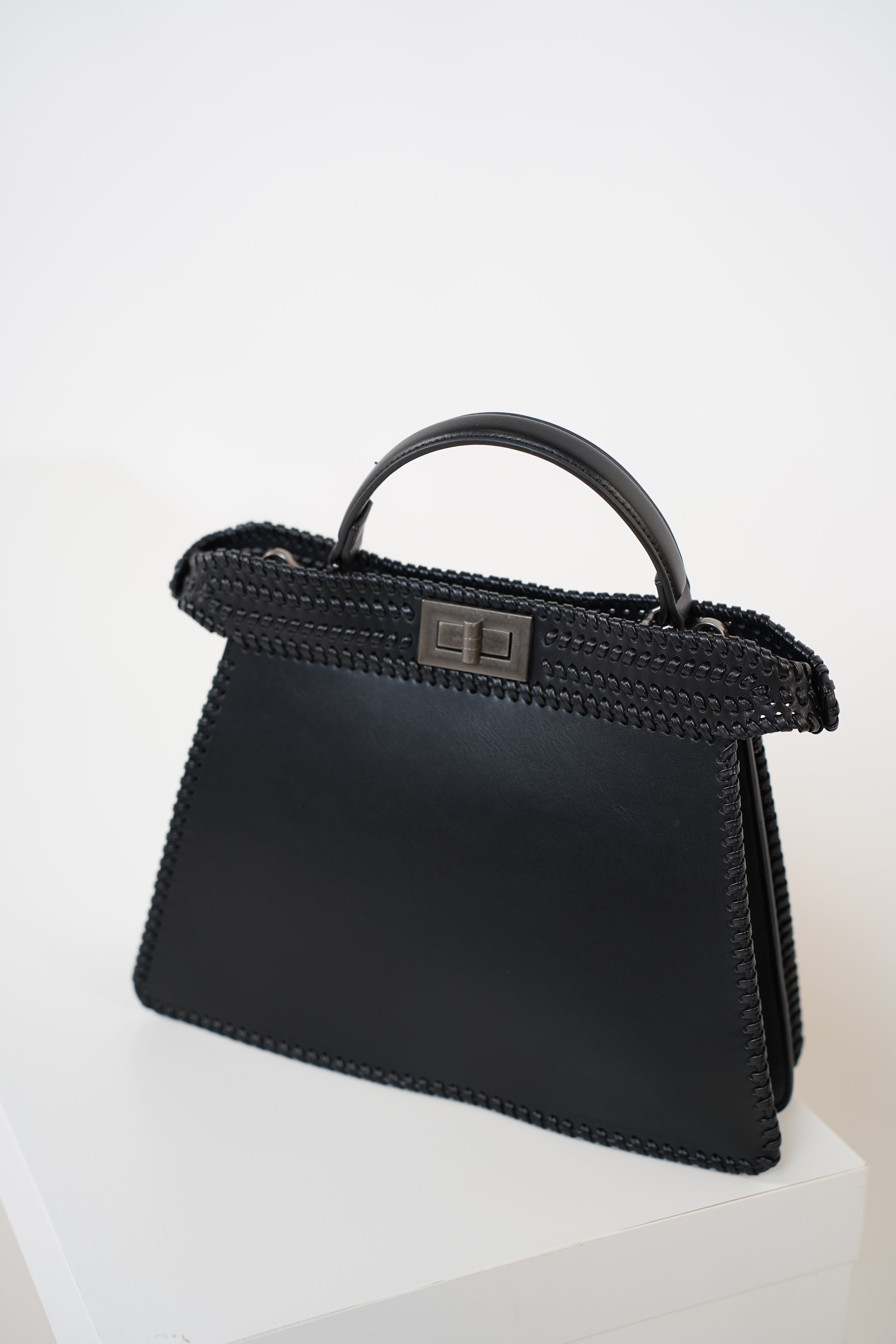 Solenne Leather Bag – Elegant Top-Handle Statement Purse