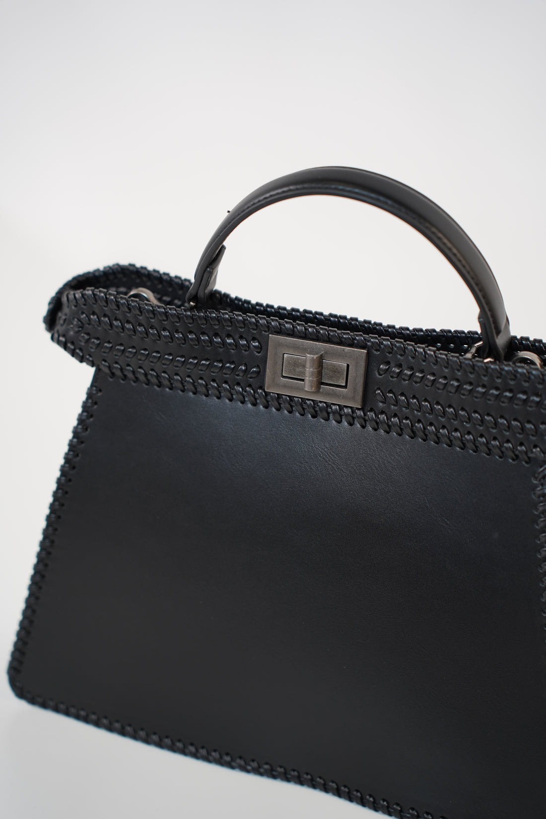 Solenne Leather Bag – Elegant Top-Handle Statement Purse