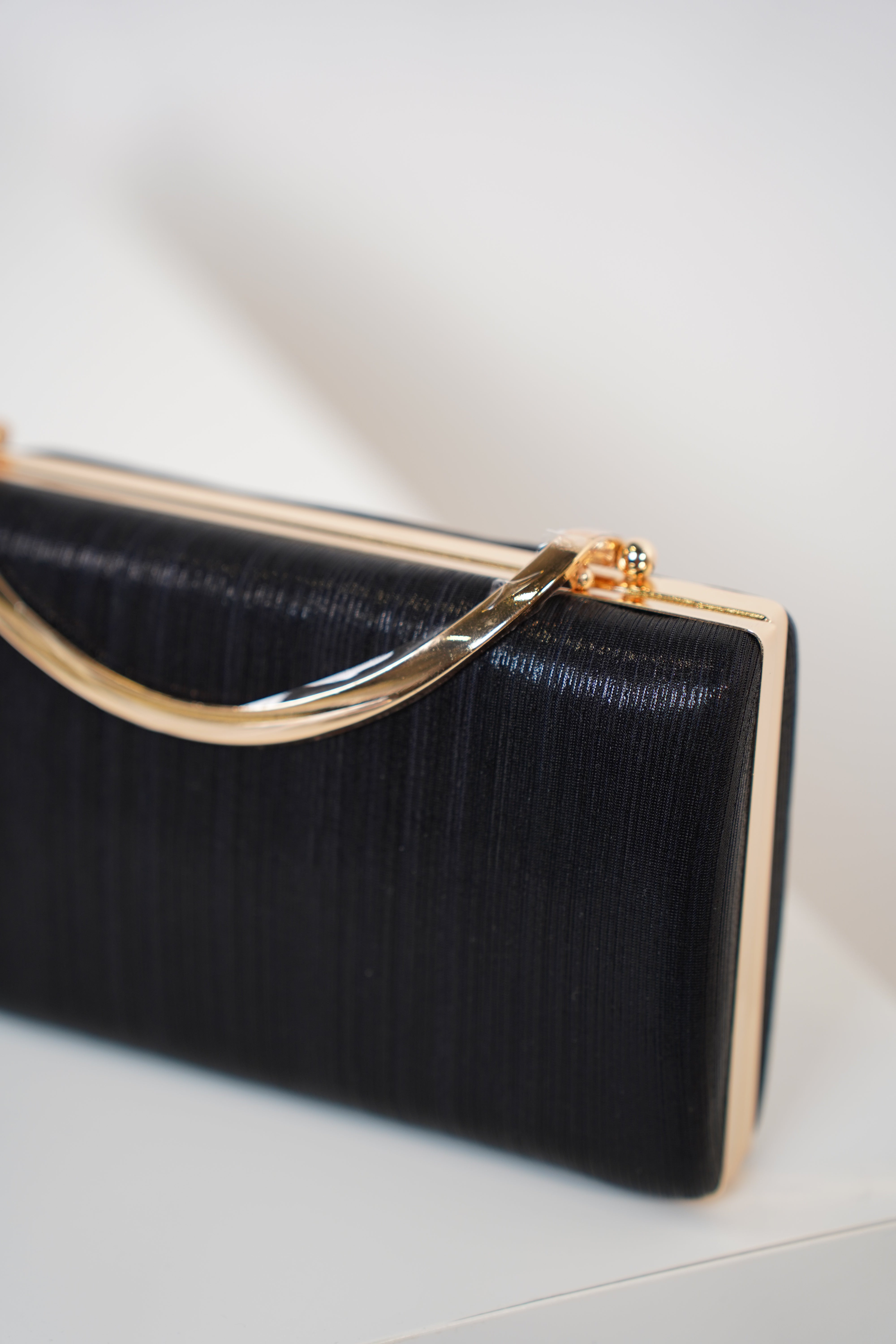 Emerelle Clutch – Metallic Emerald Evening Bag