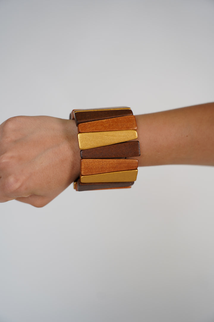Omera Stretchy Bracelet – Earthy Wood-Inspired Color Block Bangle