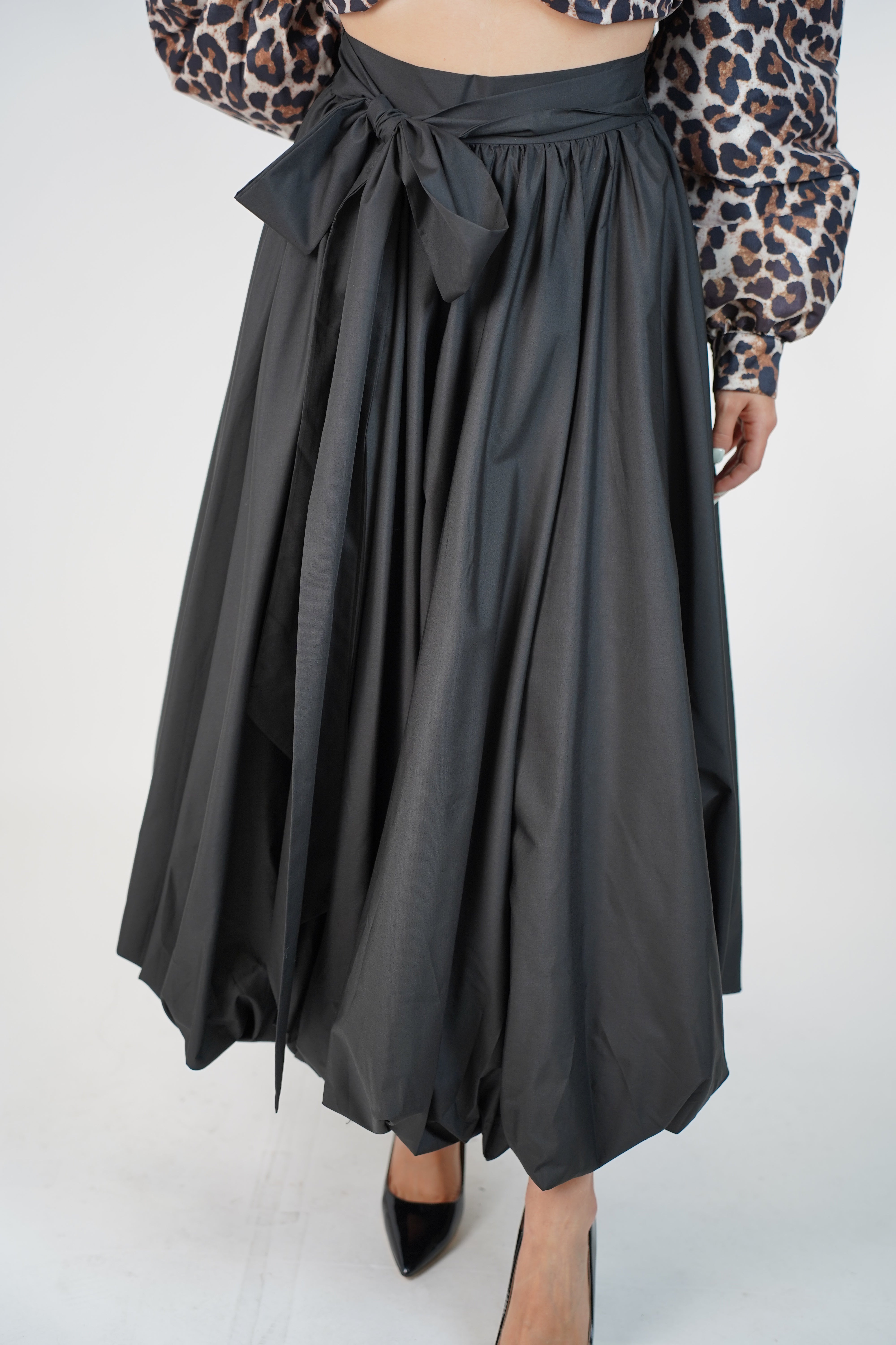 Elaris Belted Bubble Maxi Skirt – Voluminous Statement Skirt