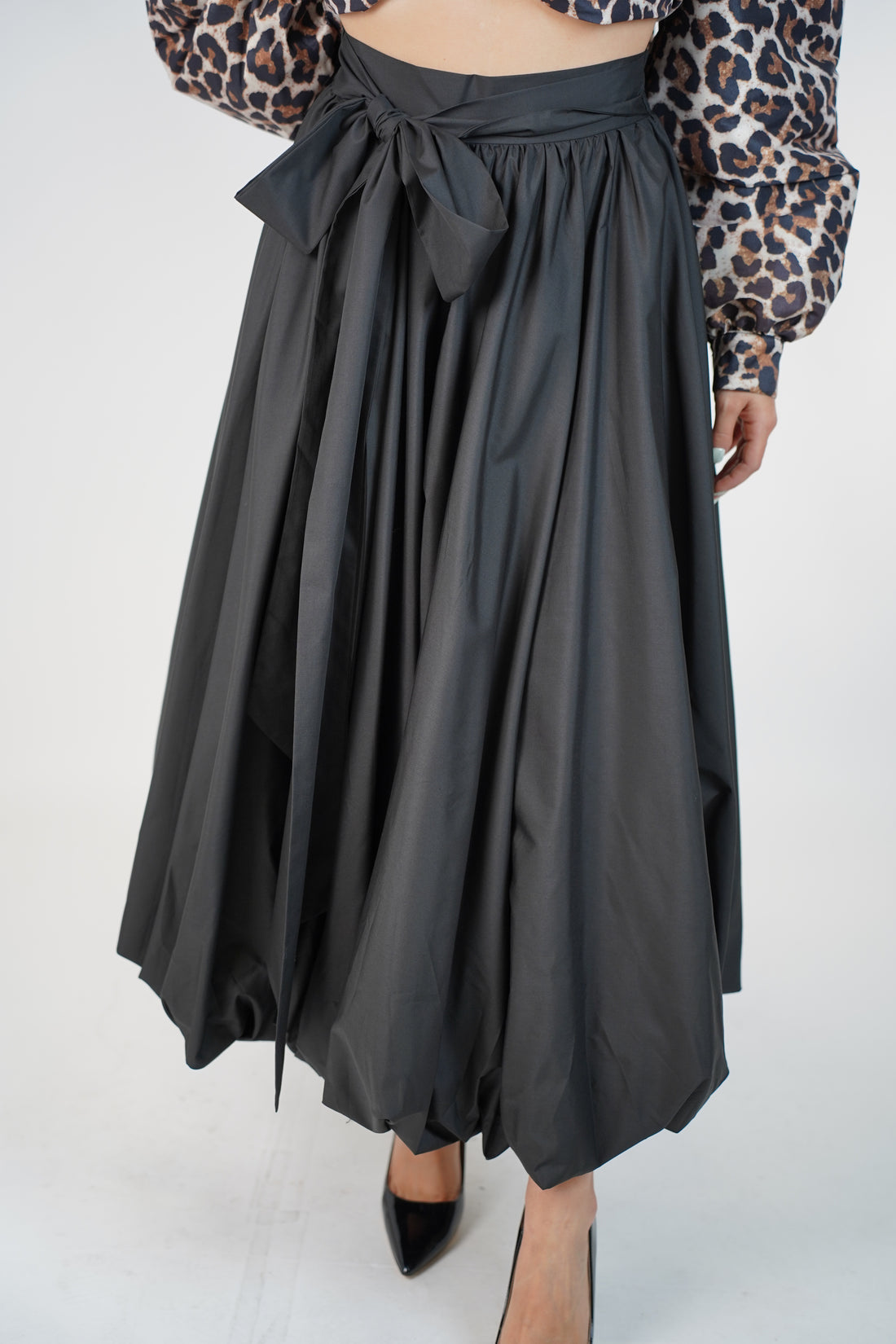 Elaris Belted Bubble Maxi Skirt – Voluminous Statement Skirt
