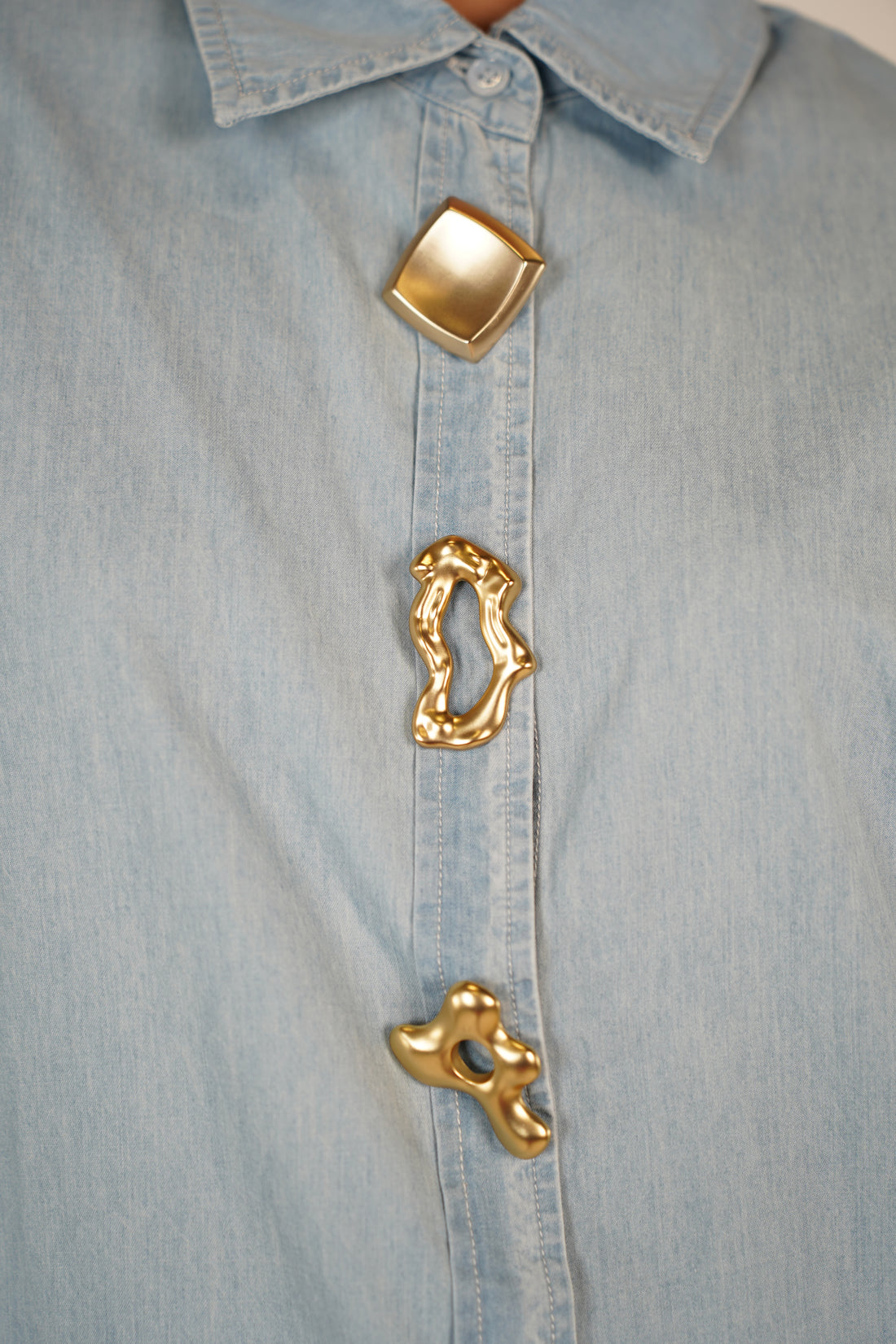 Ressi Exotic Button Down – Light Denim Shirt with Statement Jewelry Buttons