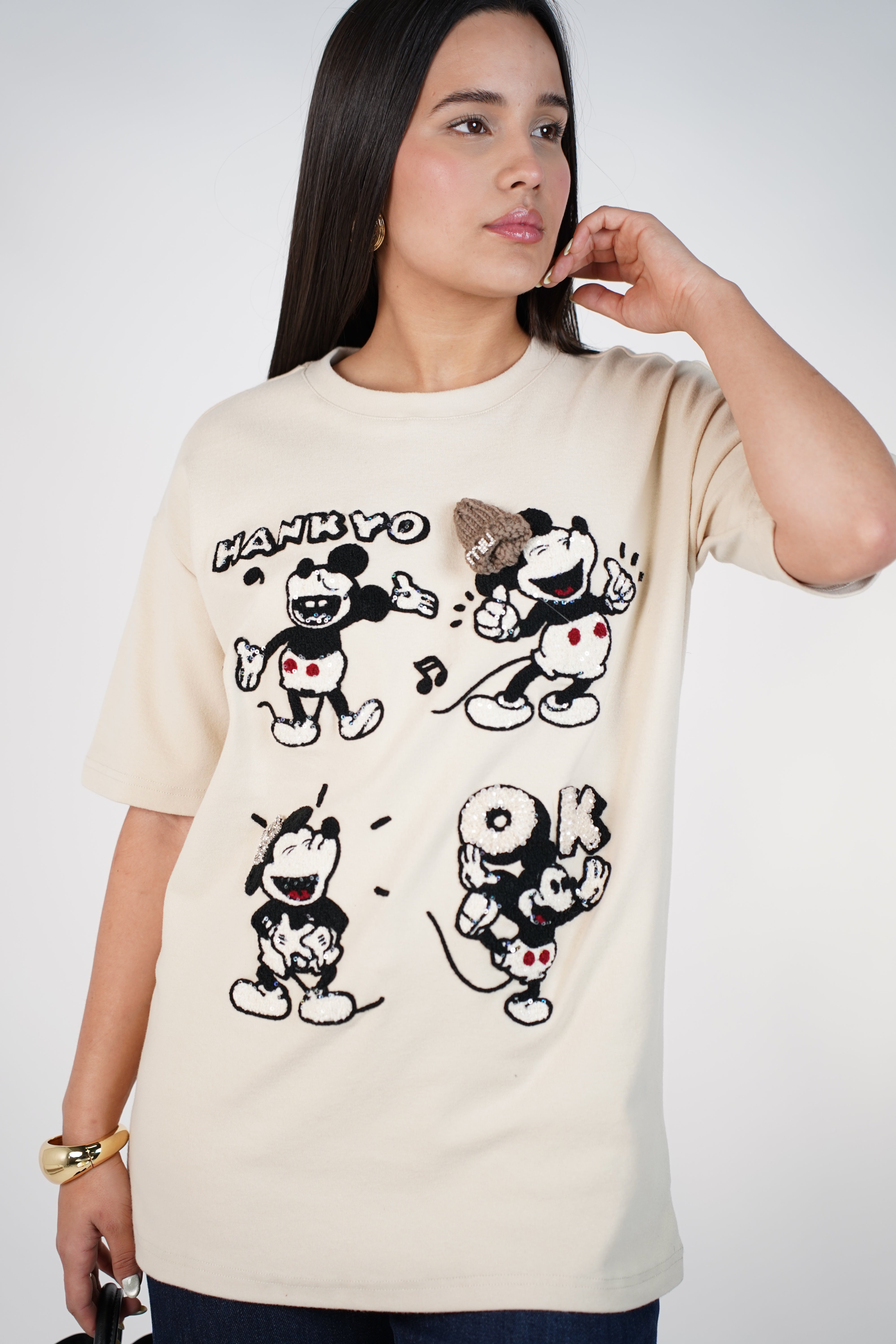 Noreil Oversized Mickey Shirt – Playful Graphic Statement Tee