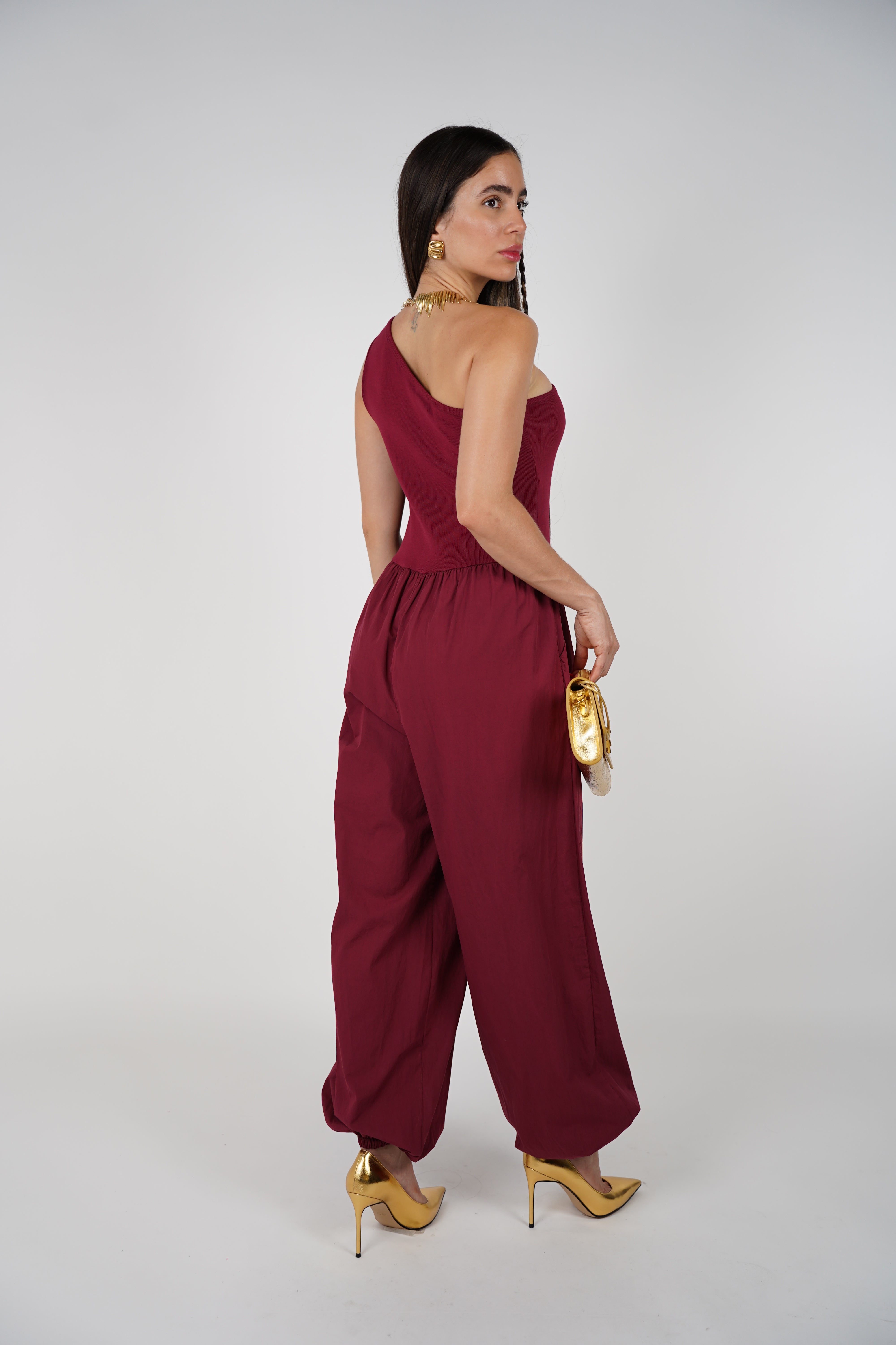 Koriya Jumpsuit – One-Shoulder Statement in a Flowing Silhouette