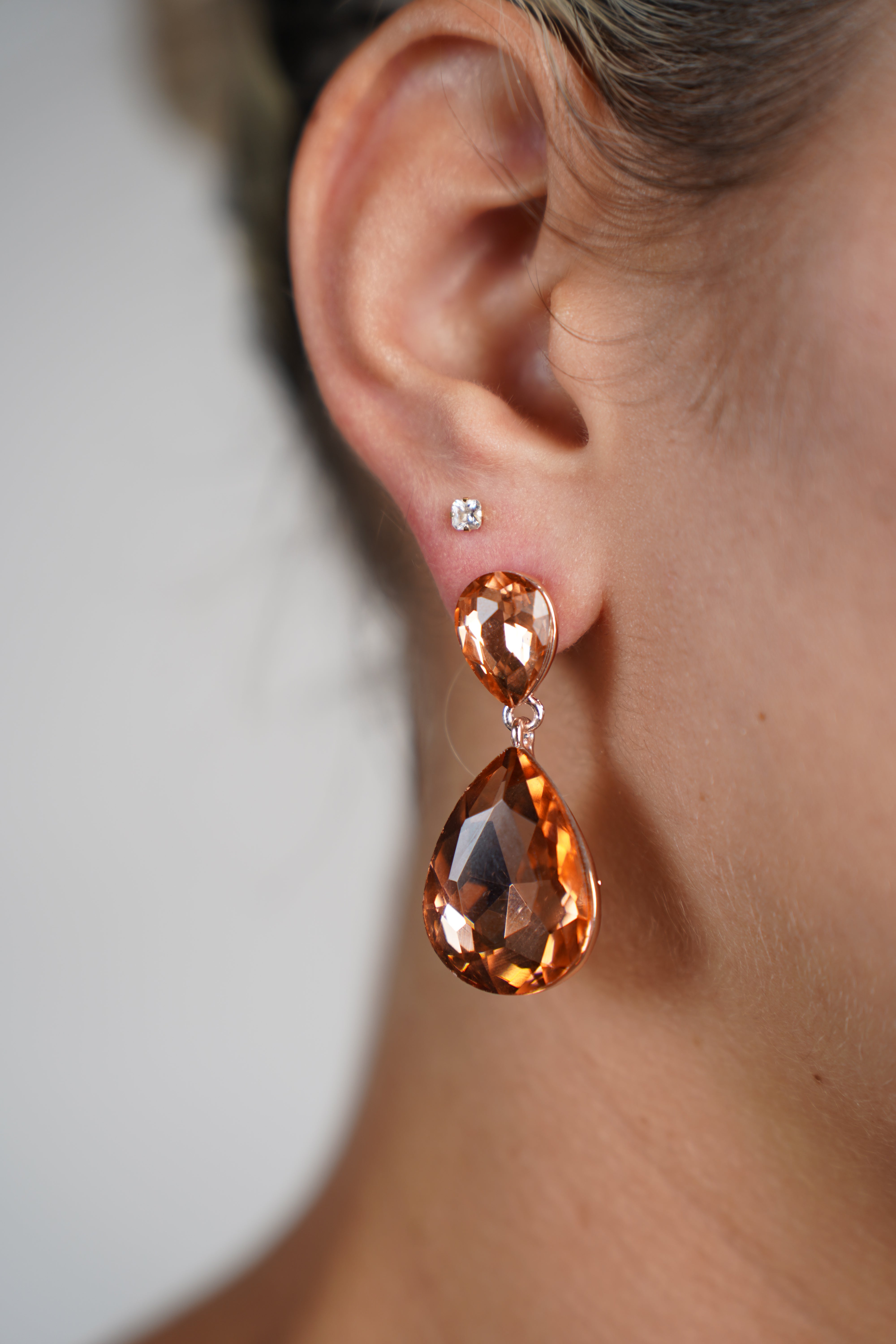 Luvia Elegant Earrings – Dazzling Teardrop Crystal Glam