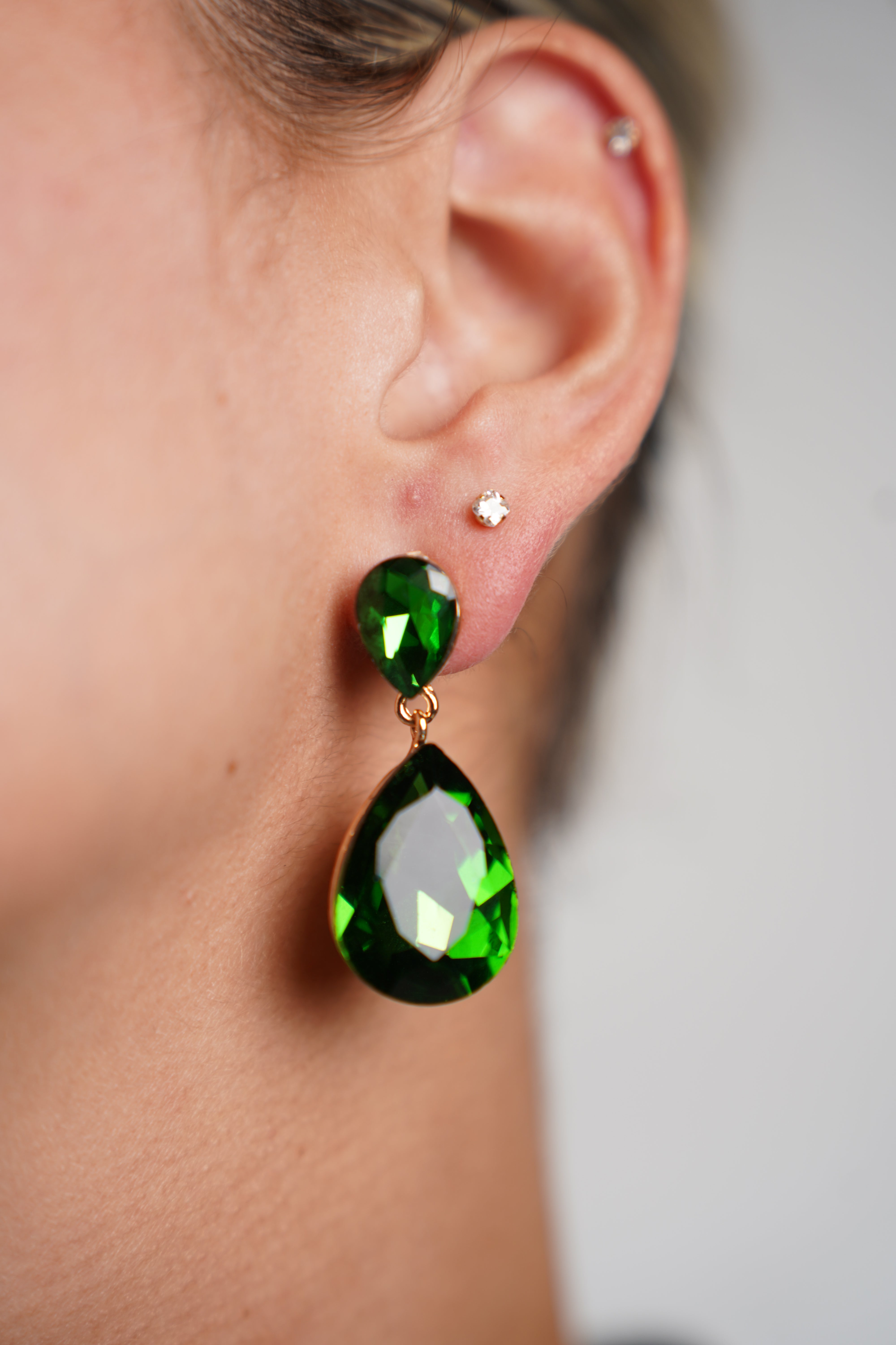 Luvia Elegant Earrings – Dazzling Teardrop Crystal Glam