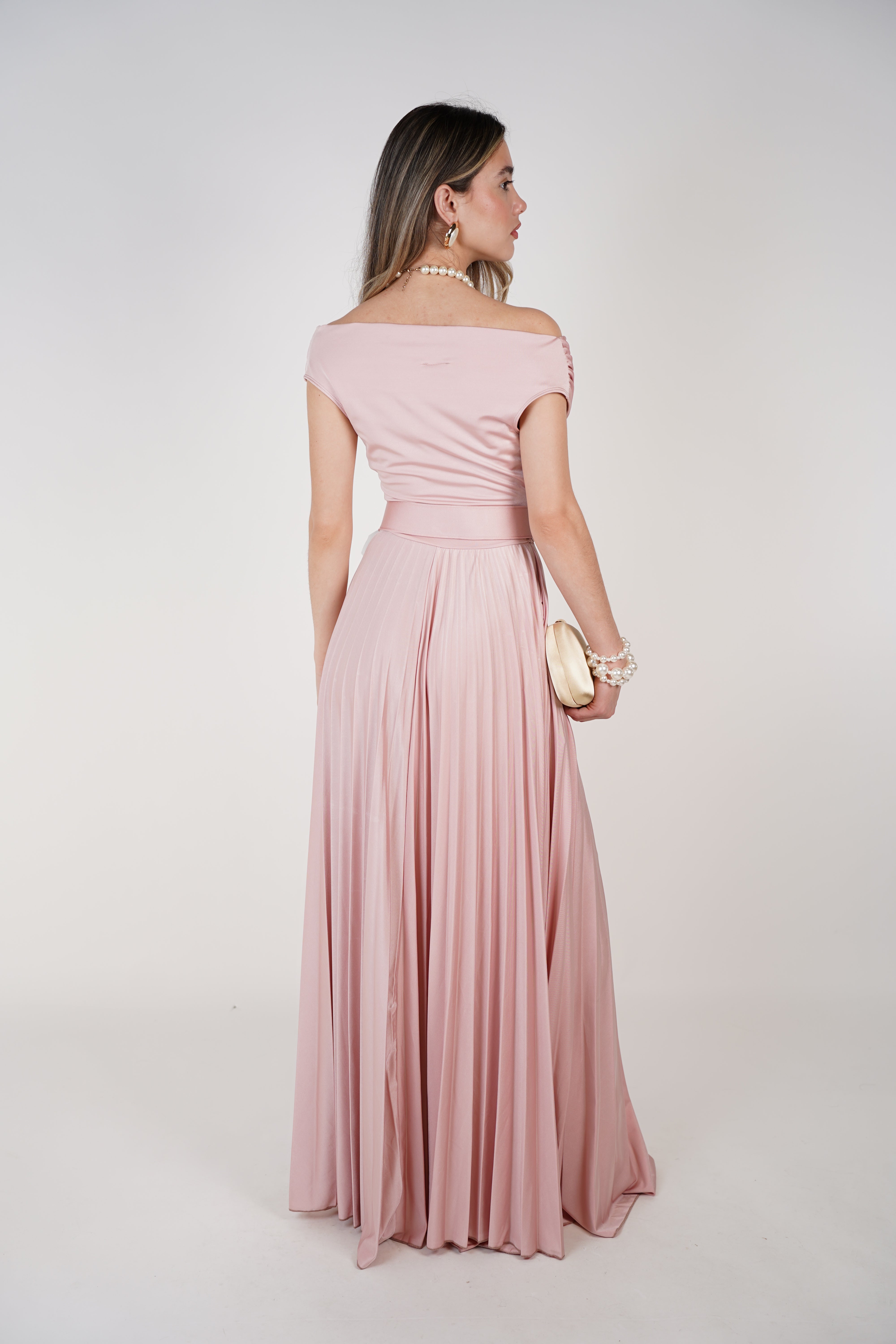 Vessia Maxi Dress – Blush Elegance with a Pleated Flow