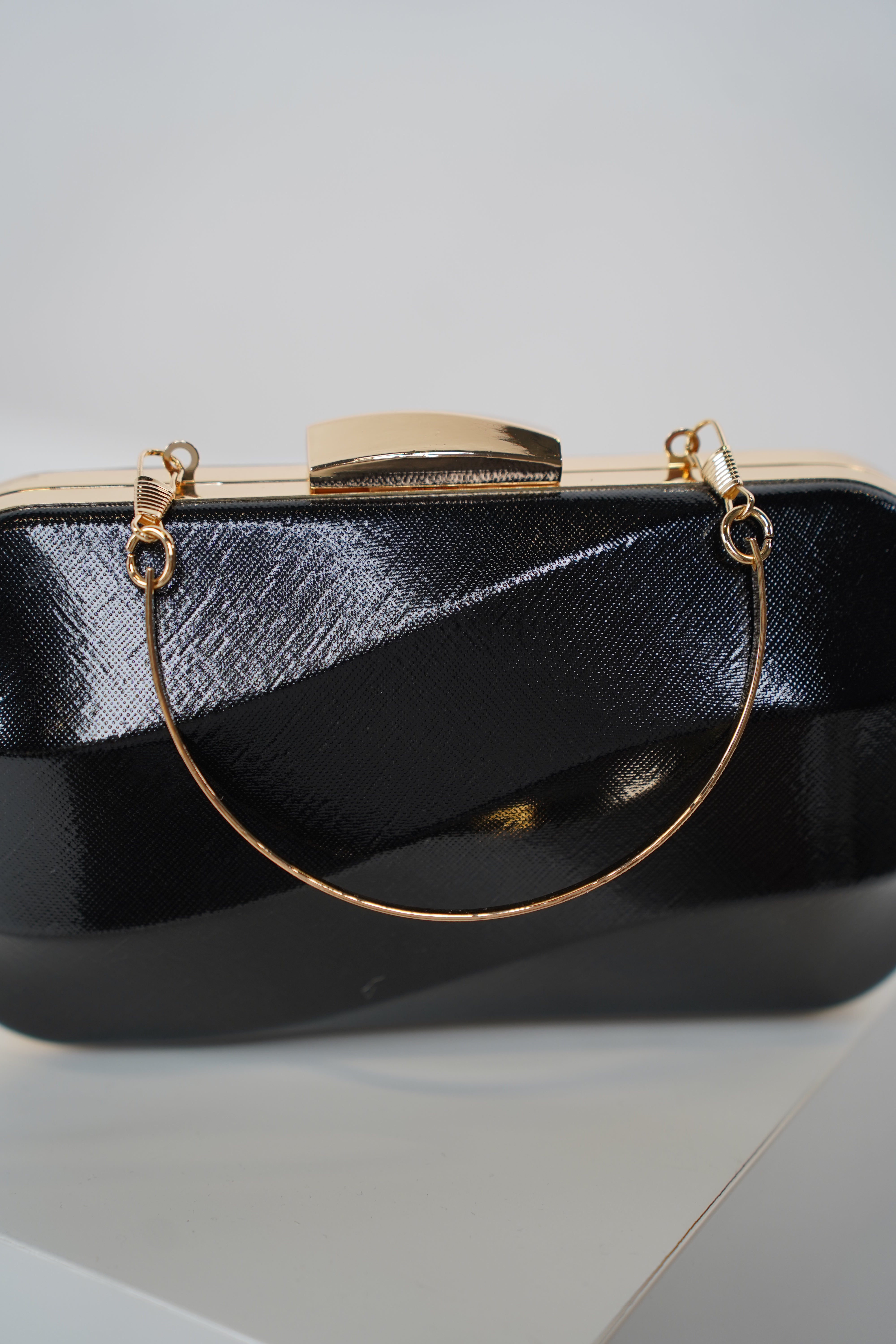 Talia Elegant Clutch – Luxe Shine in Gold or Black