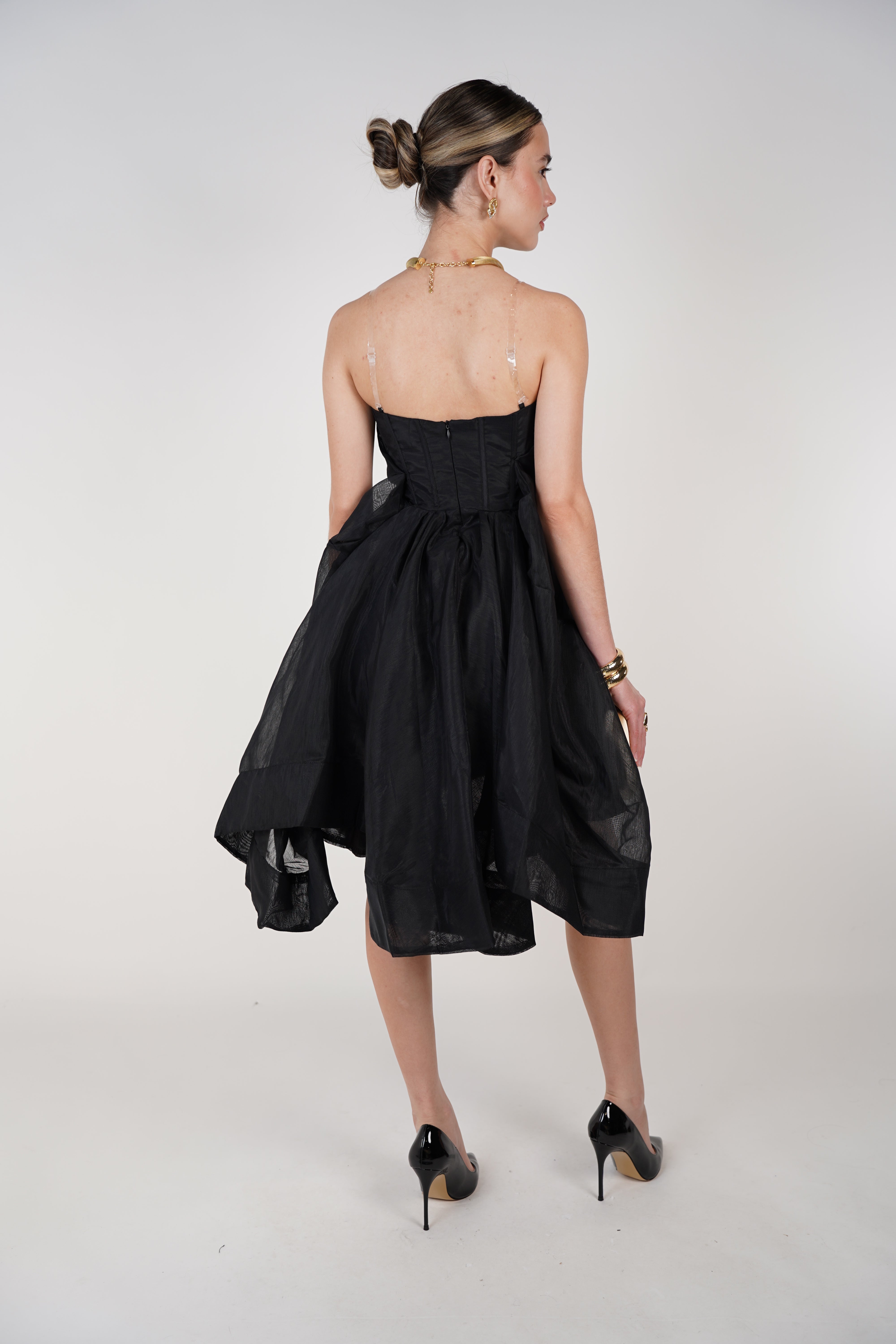 Lani Elegant Midi Dress – Bold, Modern, and Effortlessly Chic