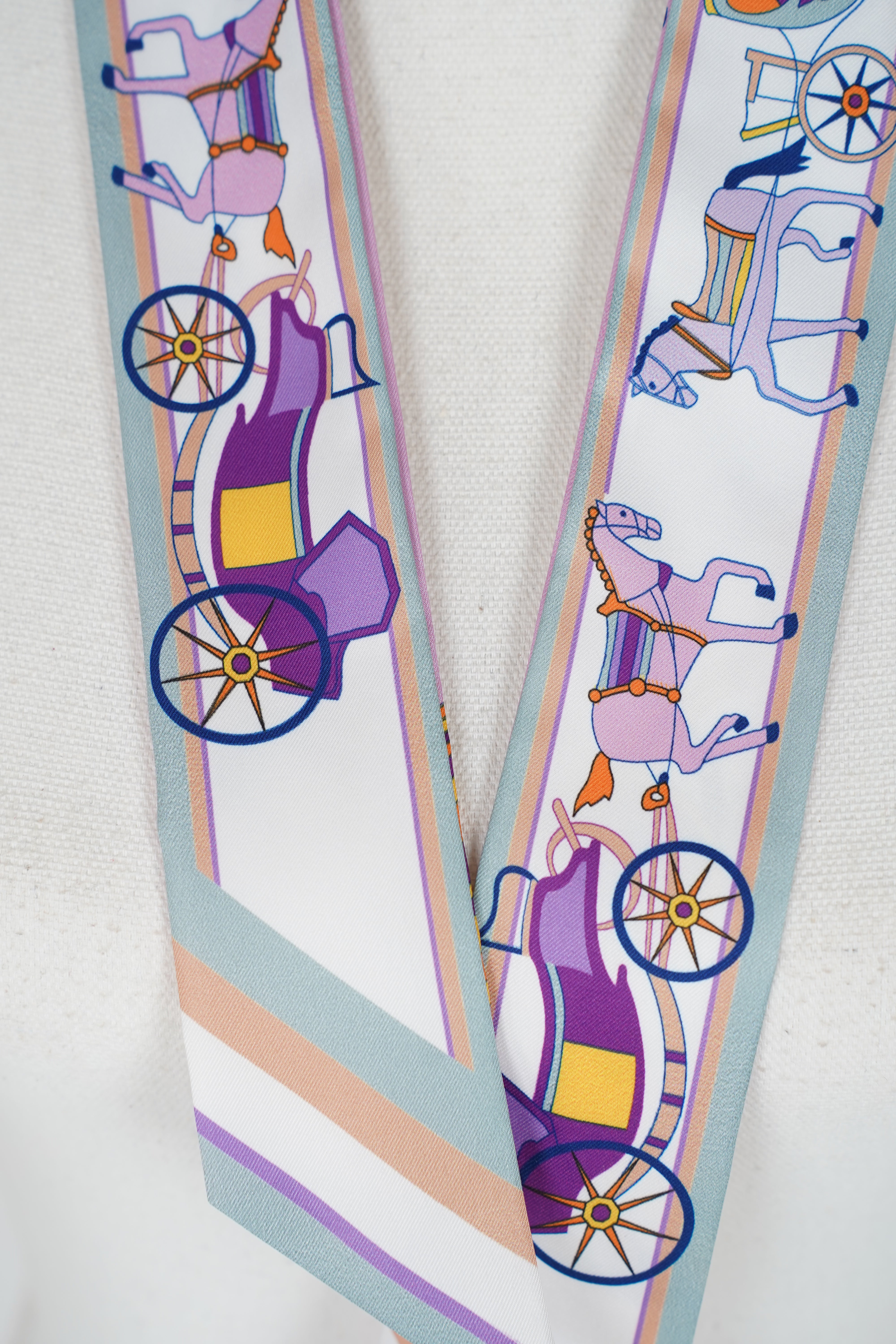 Parisian Twilly – Versatile Mini Scarf for Neck, Hair, or Bags