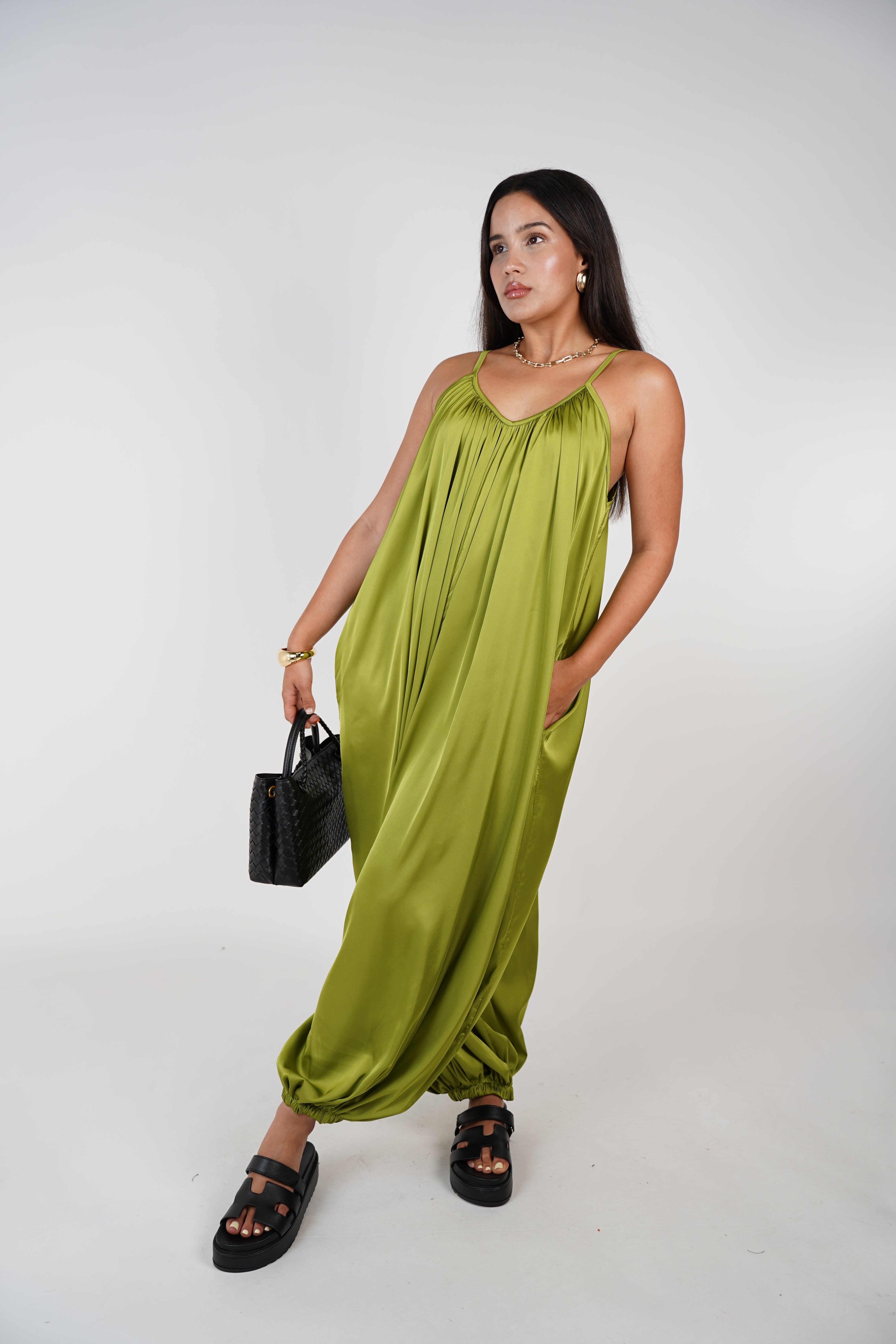 Yomi Aladin Satin Jumpsuit – Relaxed Glamour in Every Step