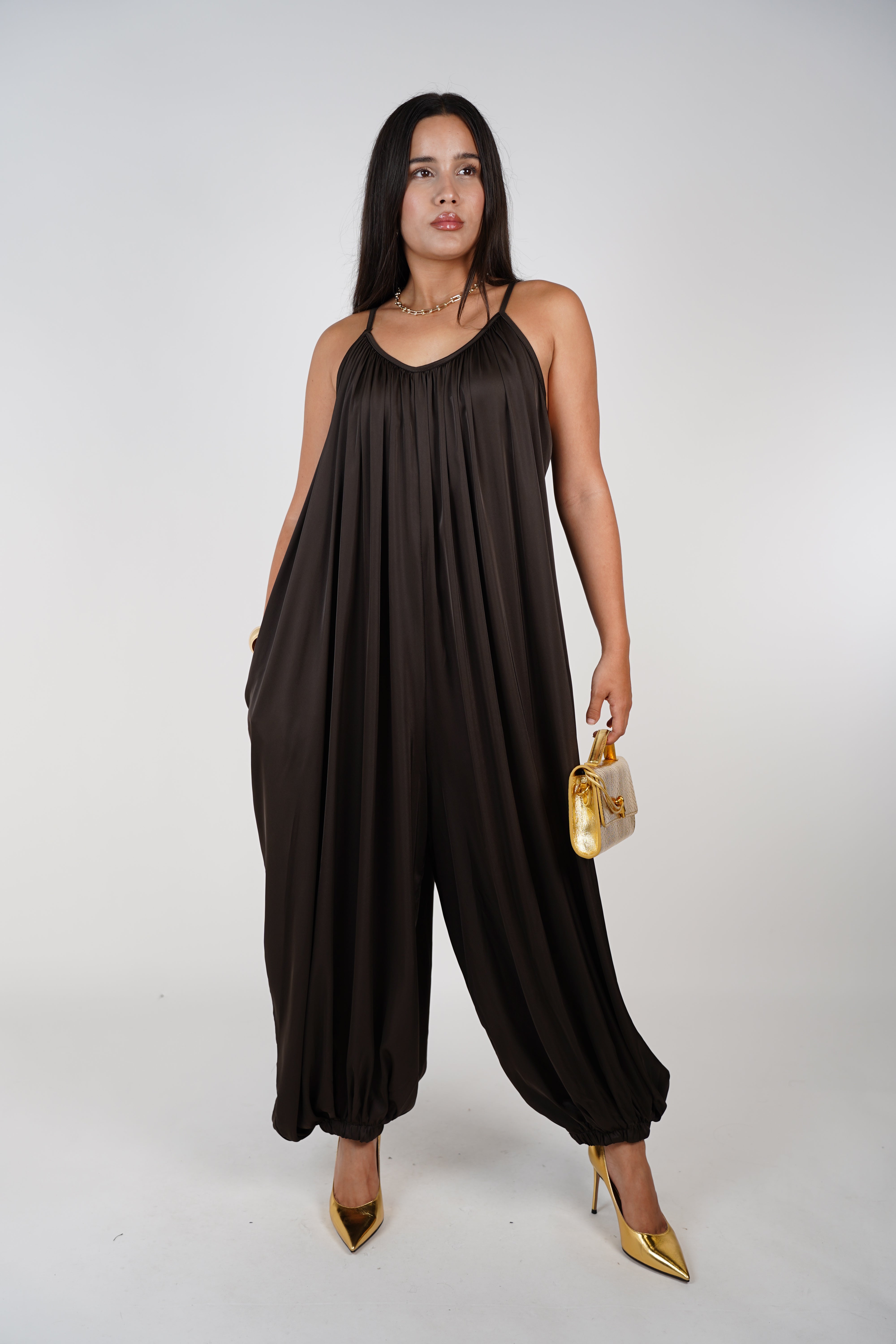 Yomi Aladin Satin Jumpsuit – Relaxed Glamour in Every Step