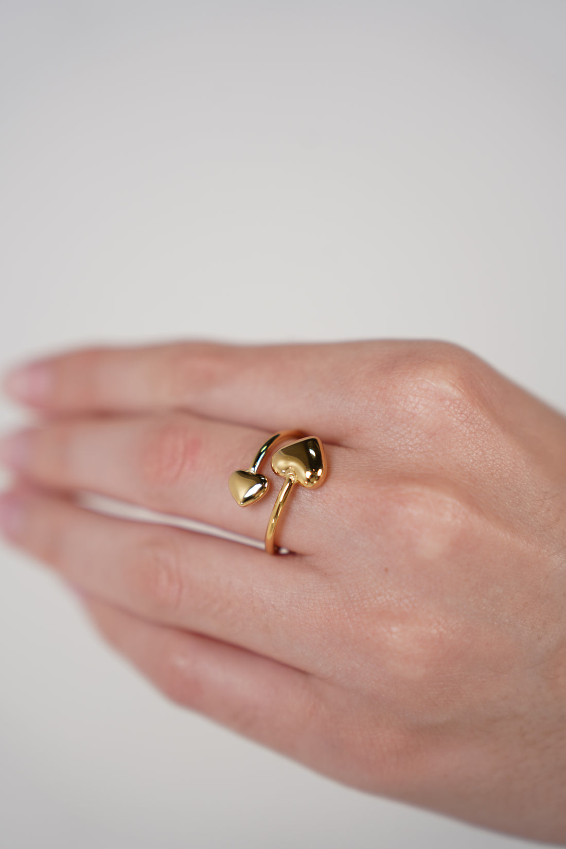 Risa Heart Ring – Open Band Double Heart Gold Ring