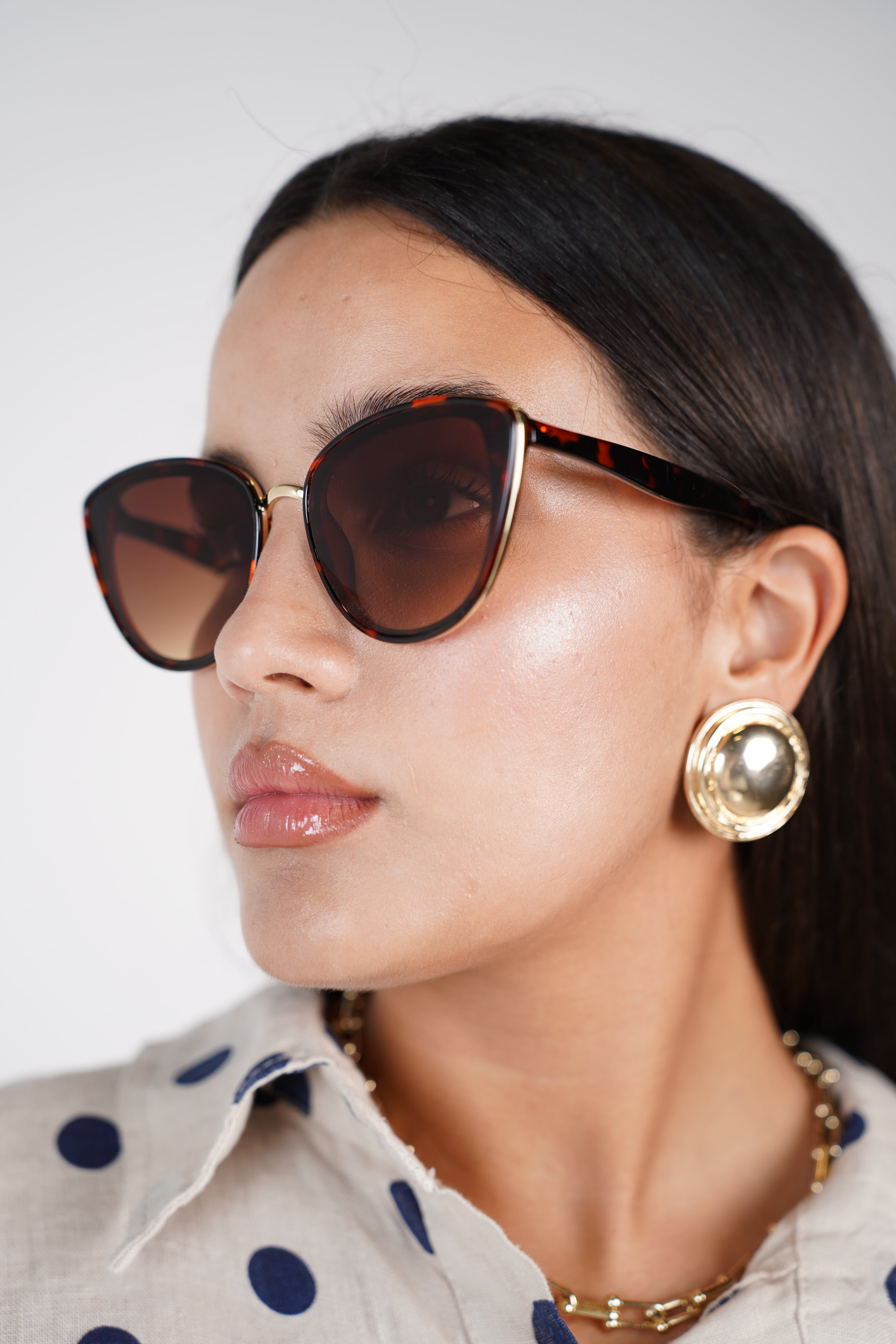 Vela Cateye Sunglasses – Gradient Lenses