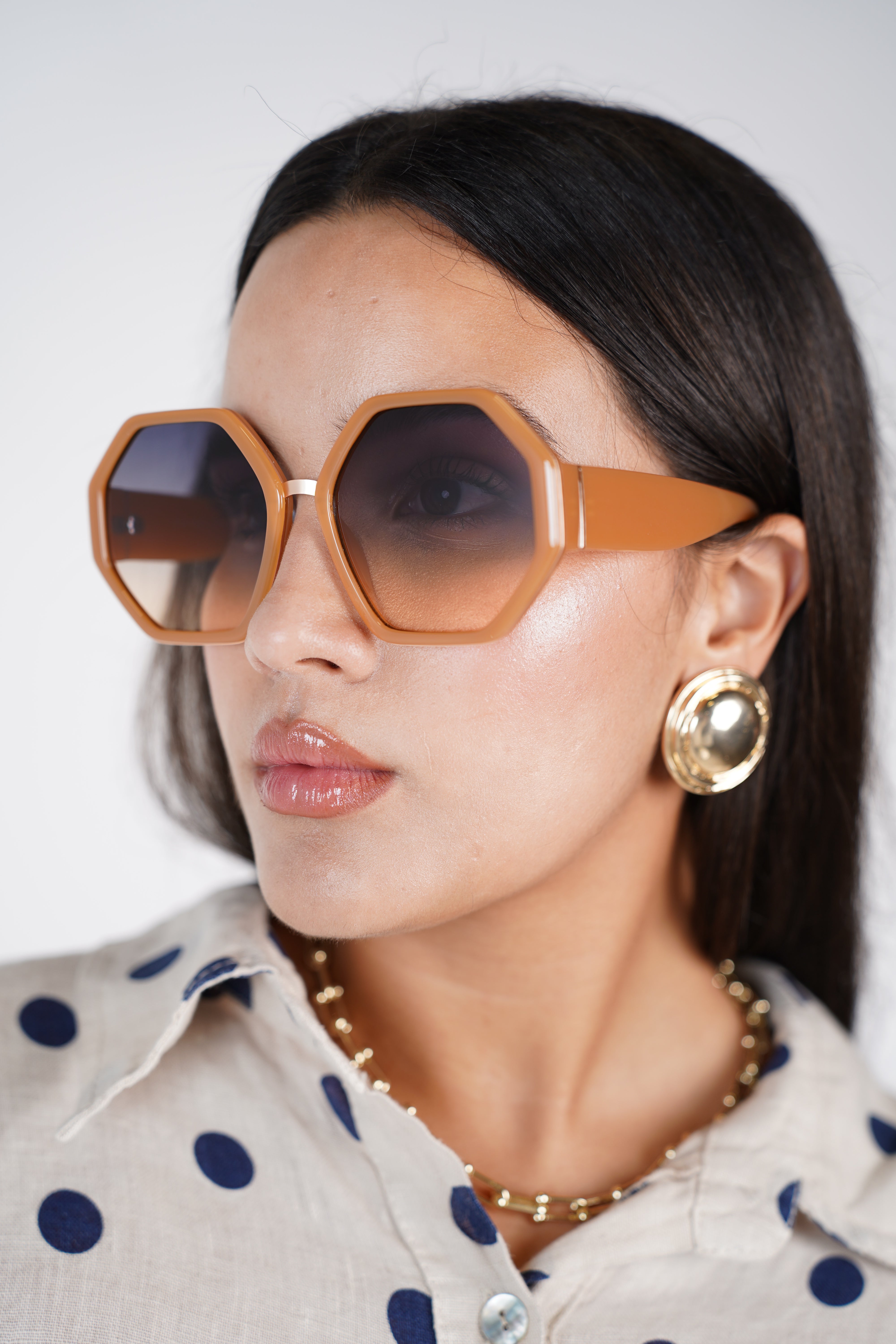 Kavi Chunky Sunglasses – Bold Geometric Frame in Chartreuse