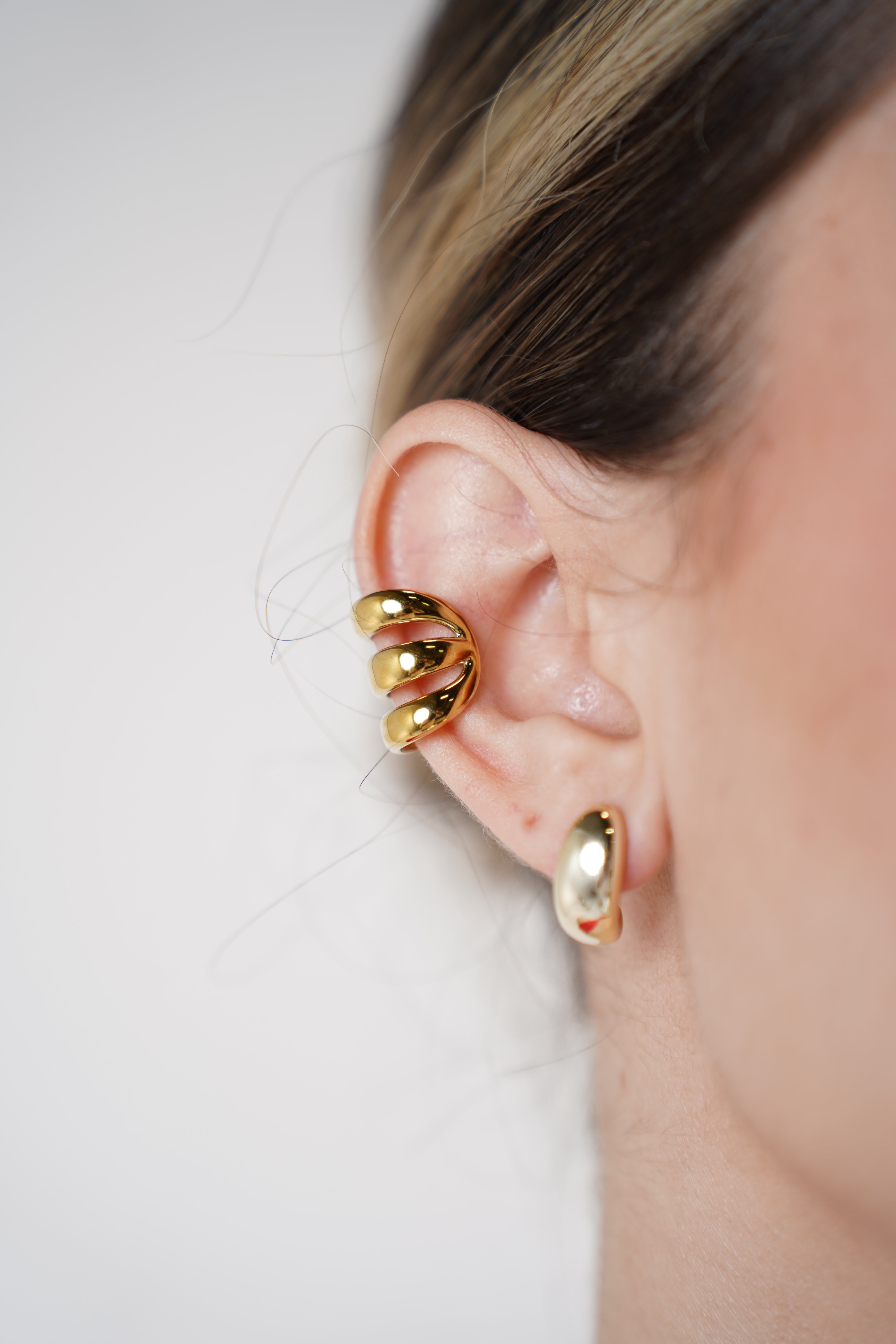 Cyrelle Ear Cuff – Triple-Band Gold Ear Cuff