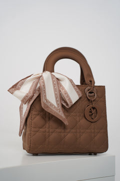 Vezza Handbags – Polished, Petite, and Chic