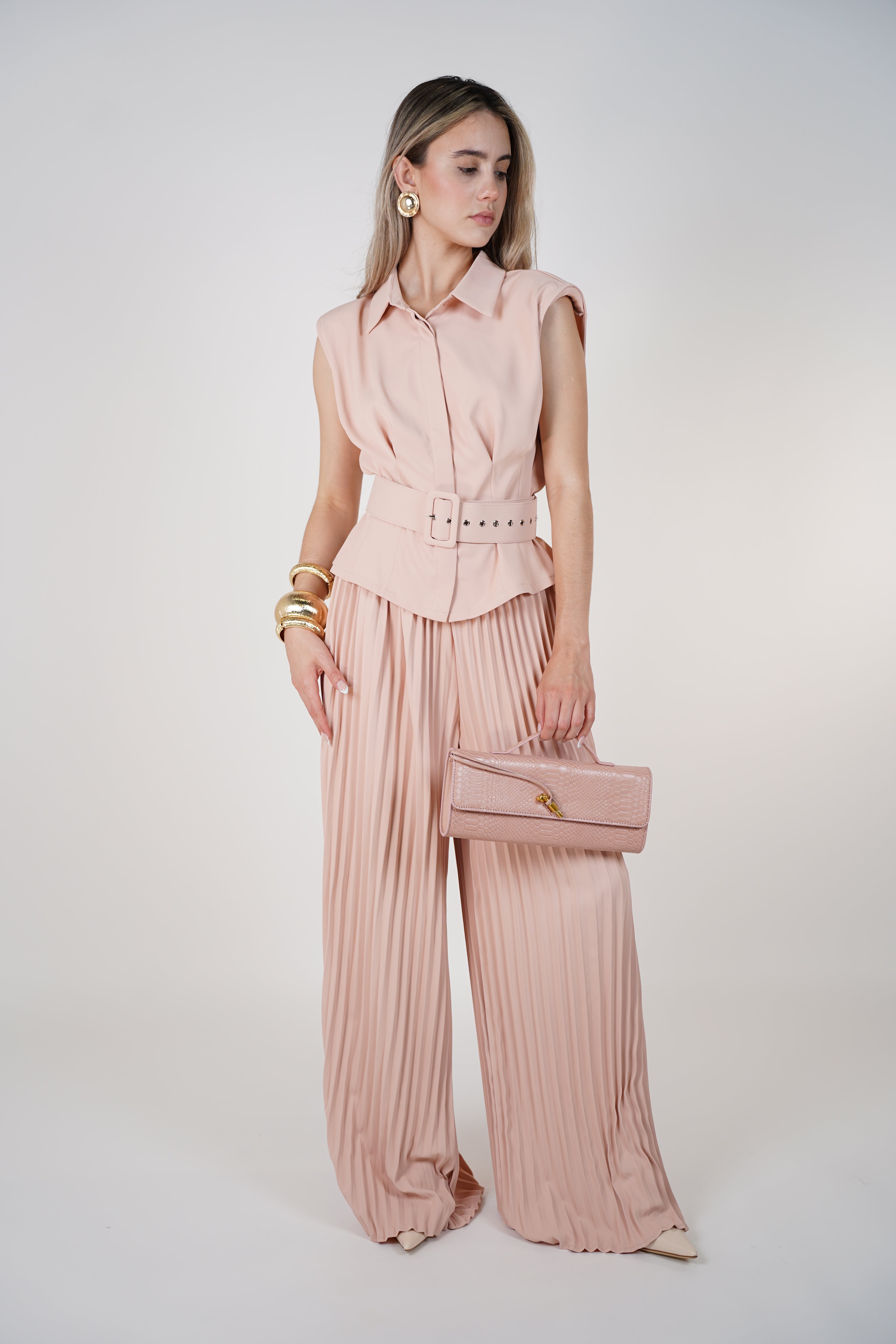 Elixir Pants Set – Pleated Elegance in a Soft Blush Hue