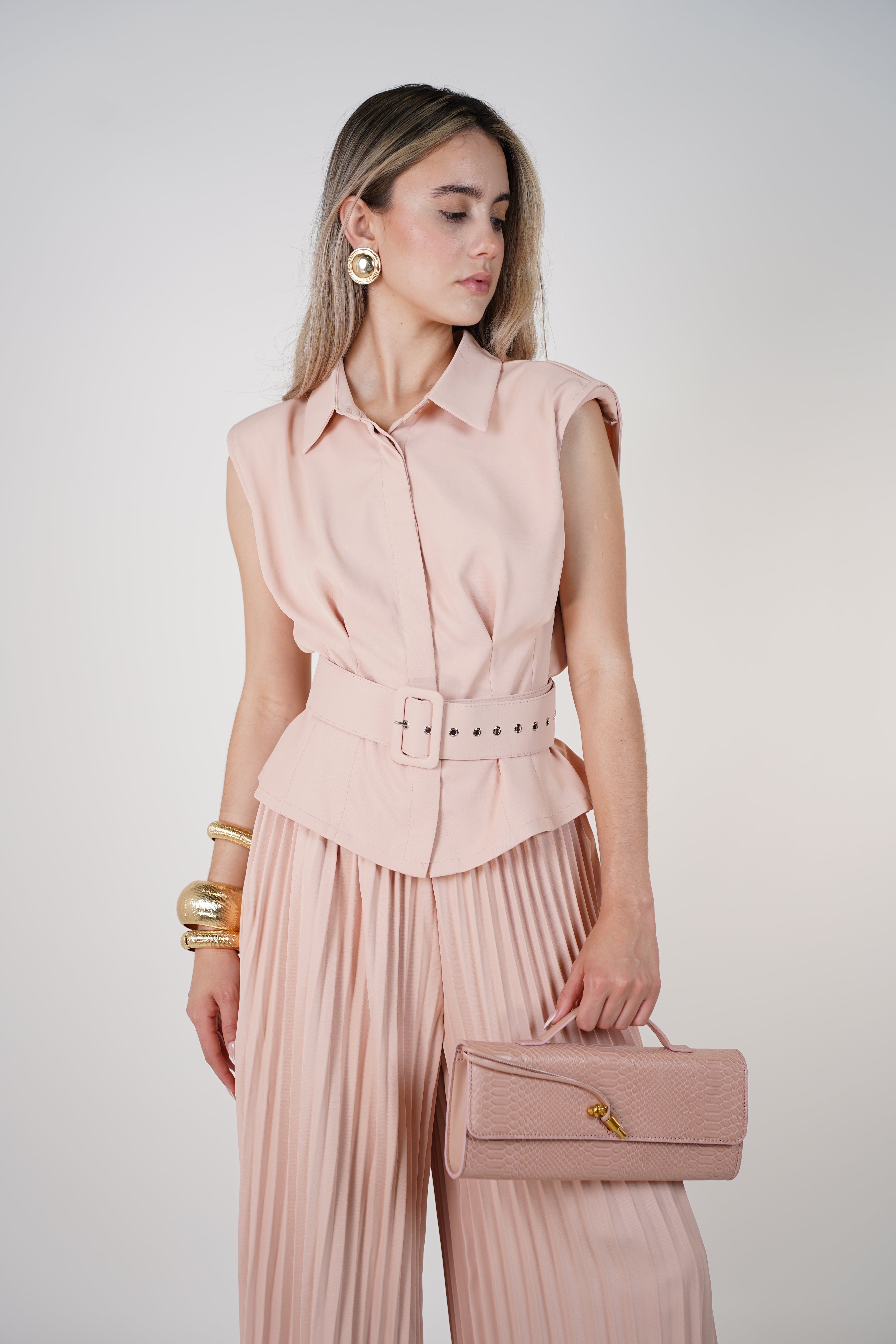 Elixir Pants Set – Pleated Elegance in a Soft Blush Hue