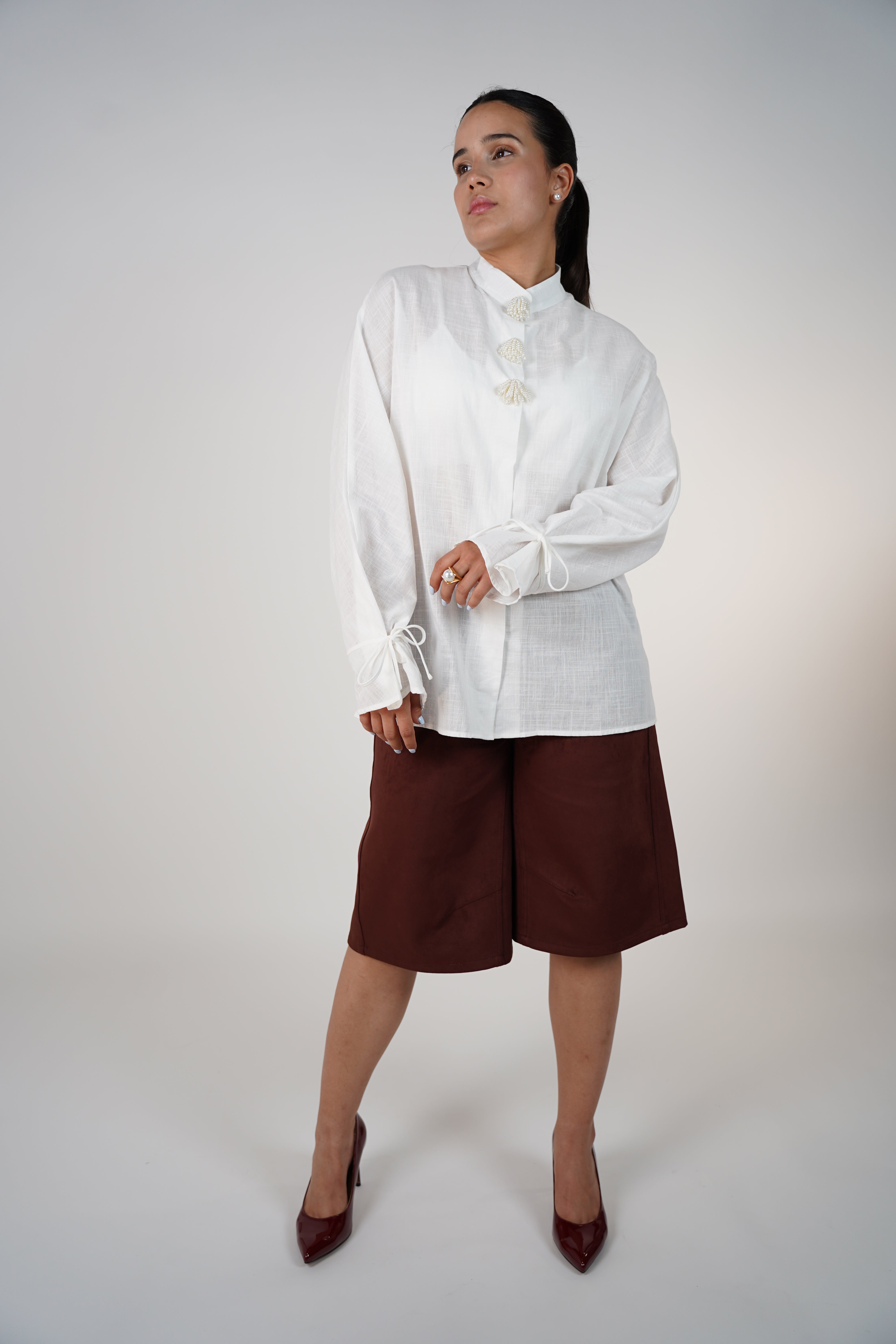 Kani Oversized Button Down – Lightweight Elegance with Beaded Details