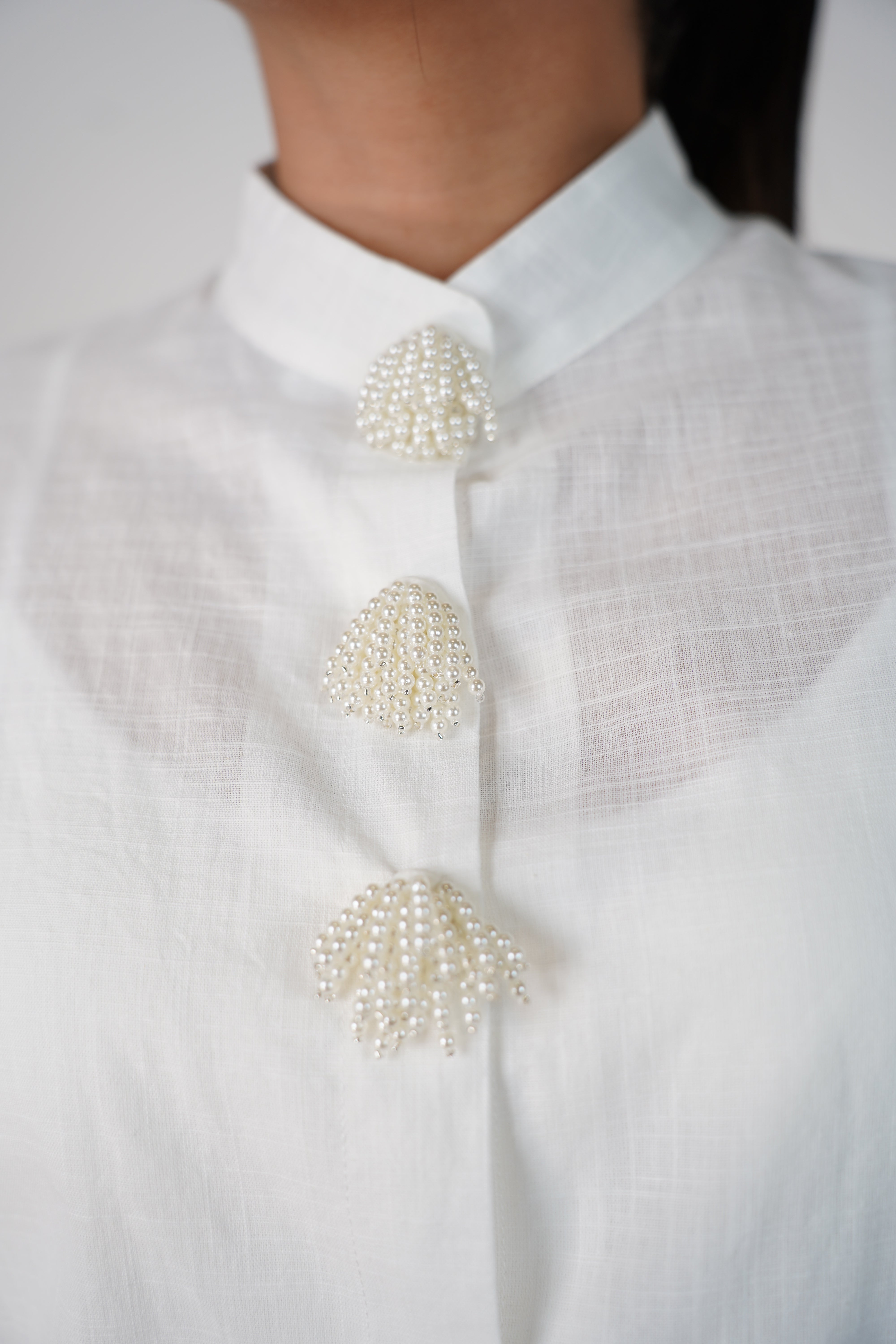 Kani Oversized Button Down – Lightweight Elegance with Beaded Details