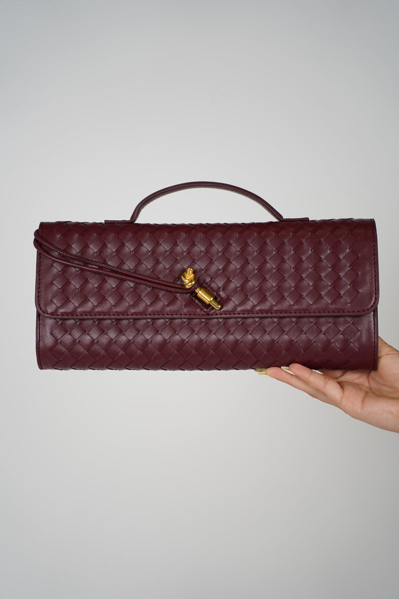 Vionella Clutch – Luxe Woven Texture in Deep Merlot