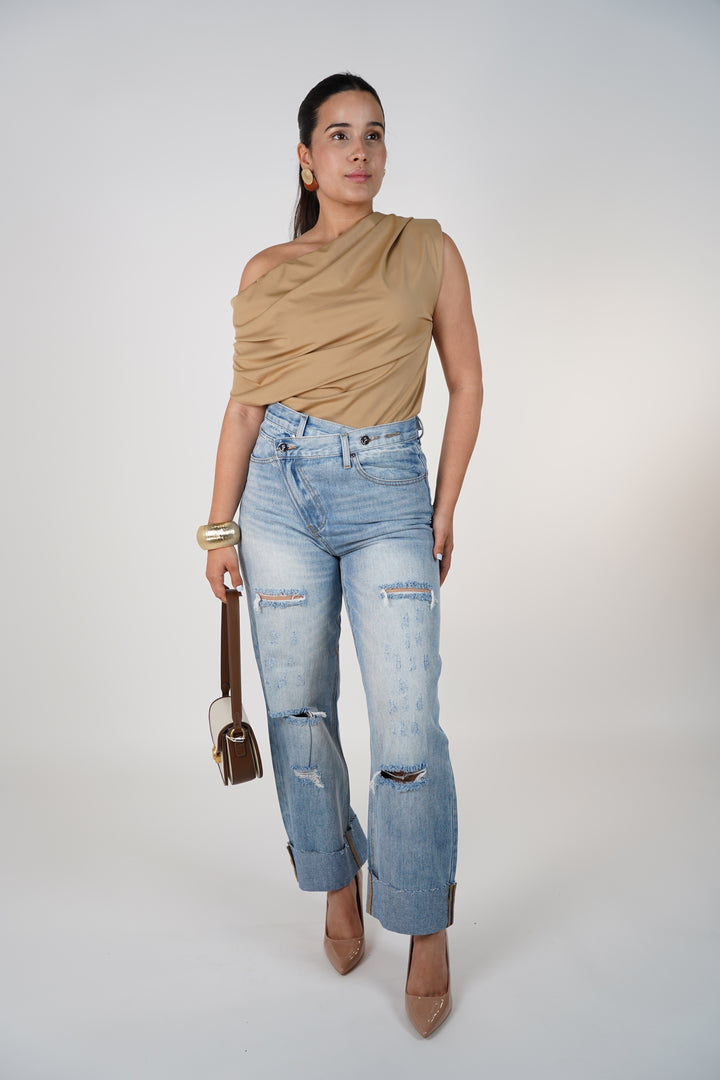 Neylen Barrel Jeans – Distressed Denim with a Structured Fit